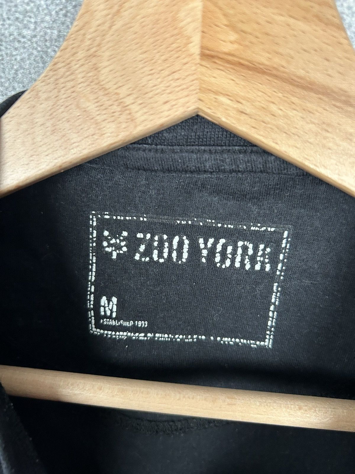 Vintage Vintage Zoo York Flush The Street Graphic Tee Skate Size US M / EU 48-50 / 2 - 4 Thumbnail