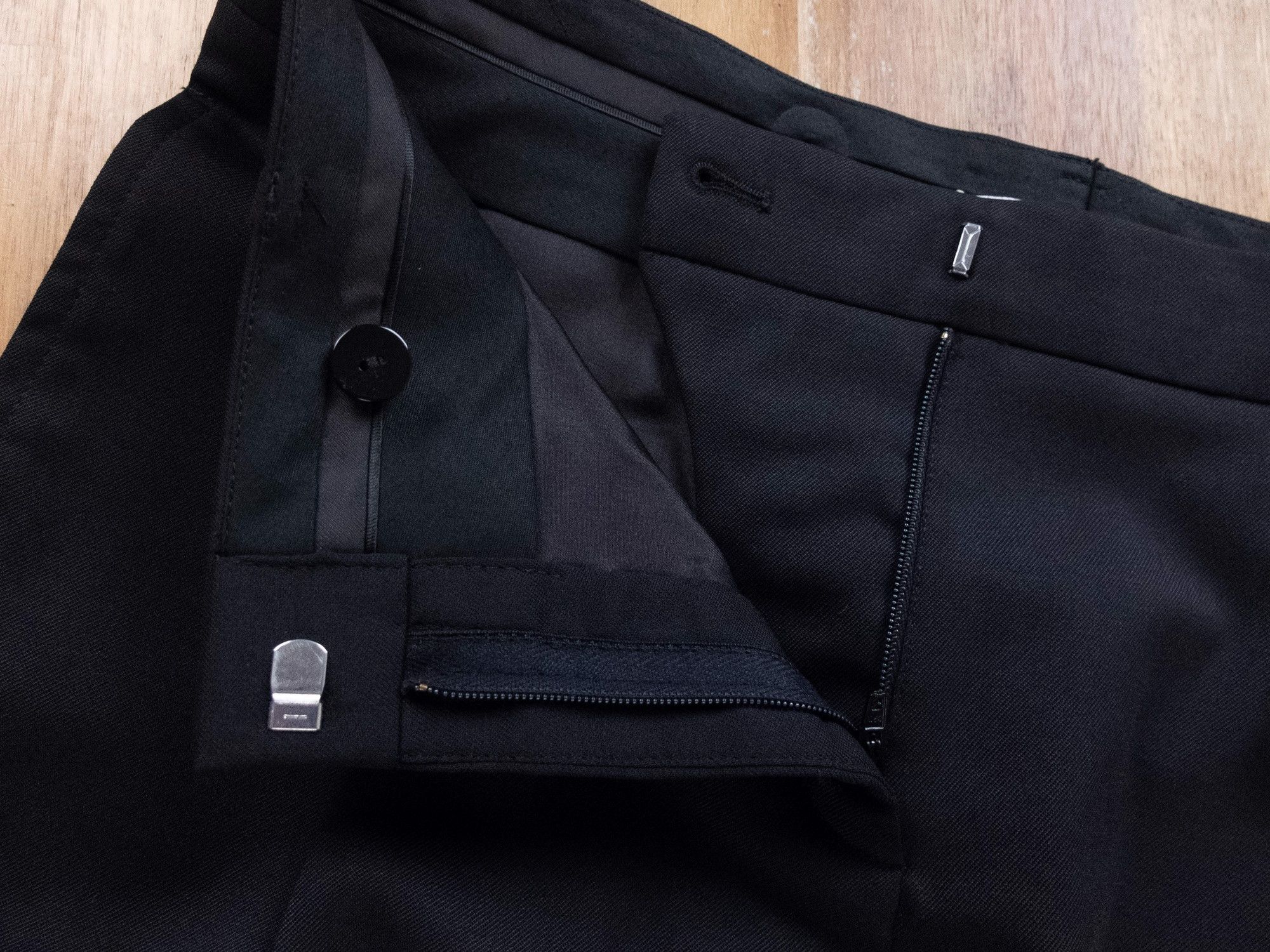 Valentino VALENTINO black slim fit wool dress pants trousers 4 40 Size 27" / US 4 / IT 40 - 4 Thumbnail