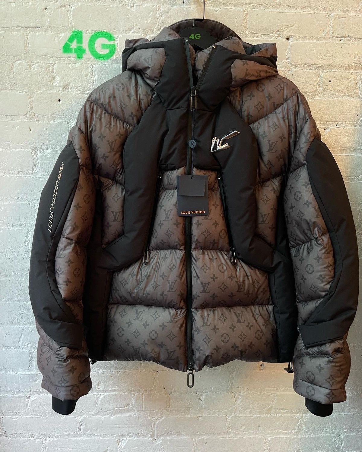 Louis Vuitton Louis Vuitton LV VIRGIL NEW Black Puffer Bubble Jacket EU48 Size US M / EU 48-50 / 2 - 12 Thumbnail