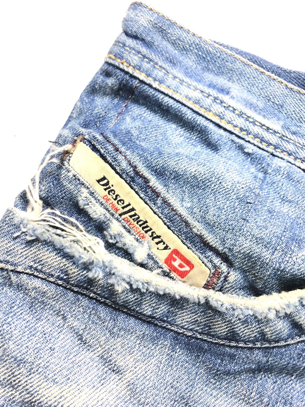 Diesel × Vintage VINTAGE DIESEL BLUE WASH DISTRESSED DENIM MADE IN ITALY🇮🇹 Size US 32 / EU 48 - 7 Thumbnail