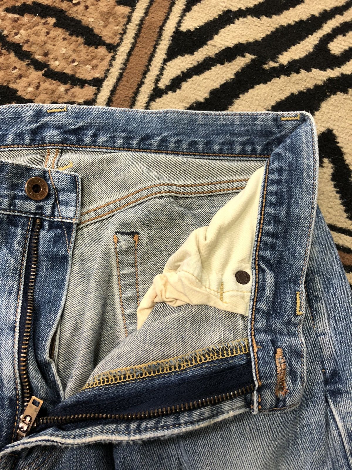 Edwin × Vintage VINTAGE SELVEDGE EDWIN 505x BLUE WASH DISTRESSED DENIM Size US 31 - 6 Thumbnail