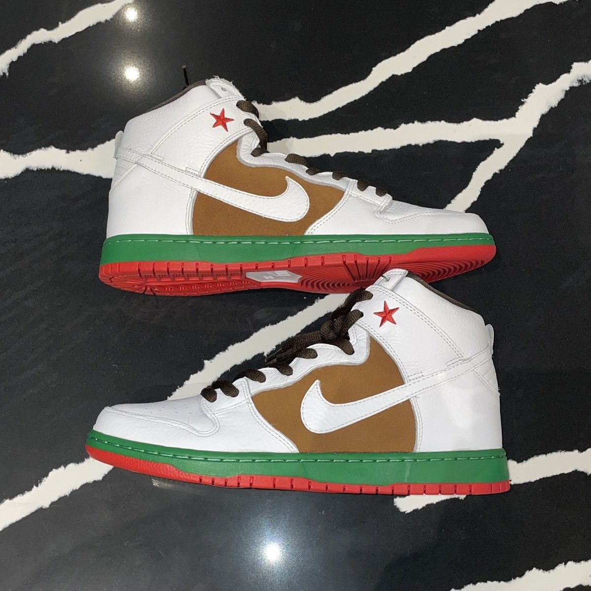 Nike Nike SB Dunk High Premium QS Cali 313171 201 - Size 11.5 Size US 11.5 / EU 44-45 - 6 Thumbnail