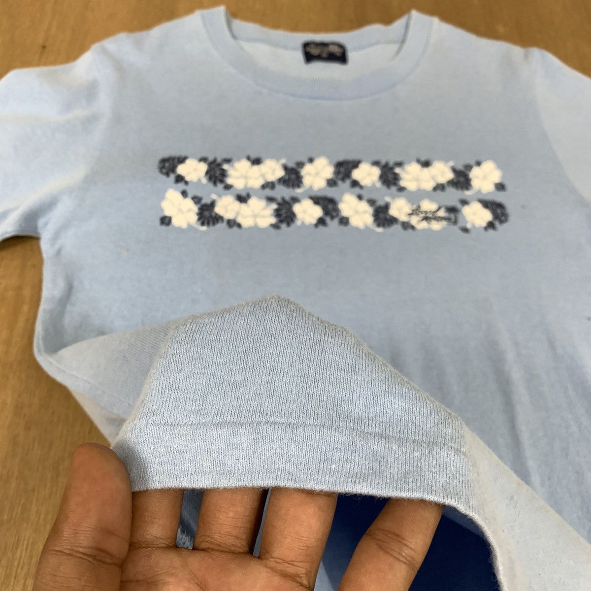 Other Vintag 90s LOCAL MOTION Hawai Floral Single Stitch Surf Tee Size US XS / EU 42 / 0 - 11 Thumbnail