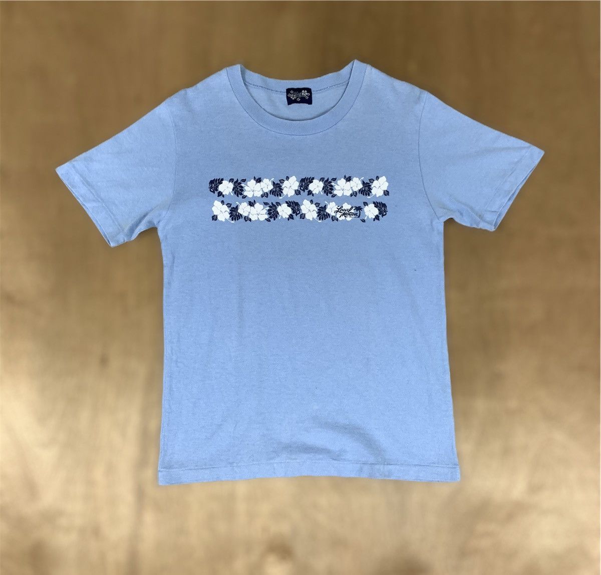 Other Vintag 90s LOCAL MOTION Hawai Floral Single Stitch Surf Tee Size US XS / EU 42 / 0 - 1 Thumbnail