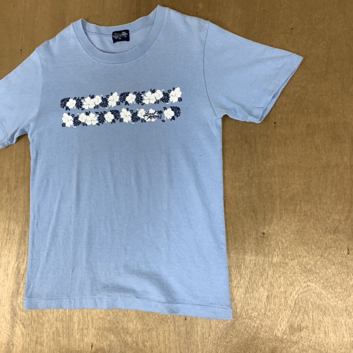 Other Vintag 90s LOCAL MOTION Hawai Floral Single Stitch Surf Tee Size US XS / EU 42 / 0 - 6 Thumbnail