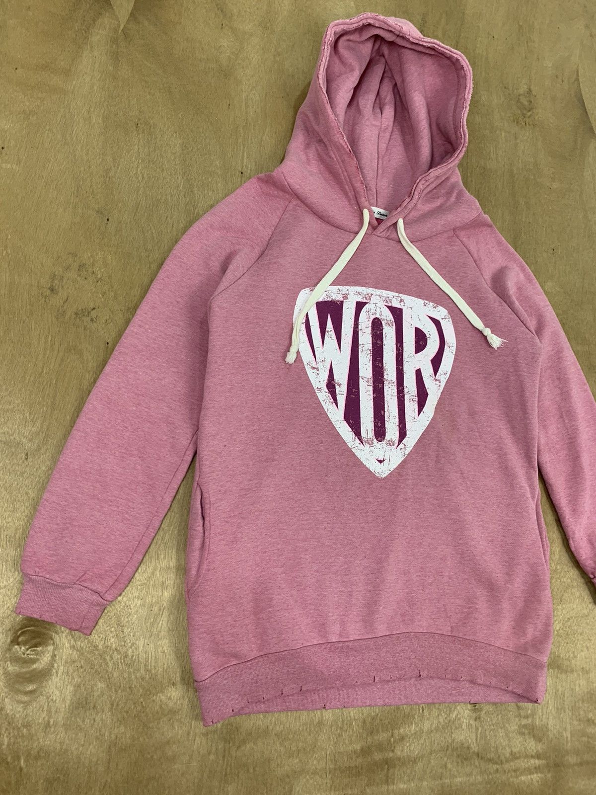 Japanese Brand × Pink ALCIA LUNA WOR BigLogo Graphic Print Pullover Hoodie Jacket Size US L / EU 52-54 / 3 - 5 Thumbnail