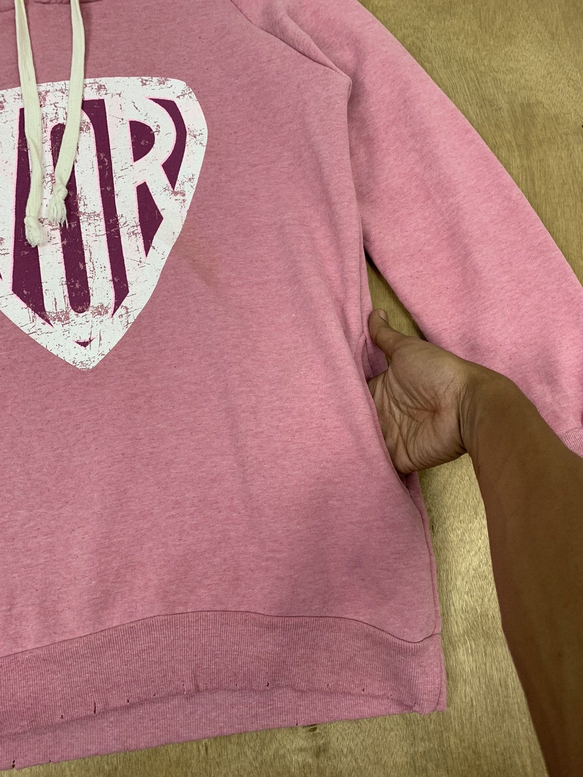 Japanese Brand × Pink ALCIA LUNA WOR BigLogo Graphic Print Pullover Hoodie Jacket Size US L / EU 52-54 / 3 - 12 Thumbnail