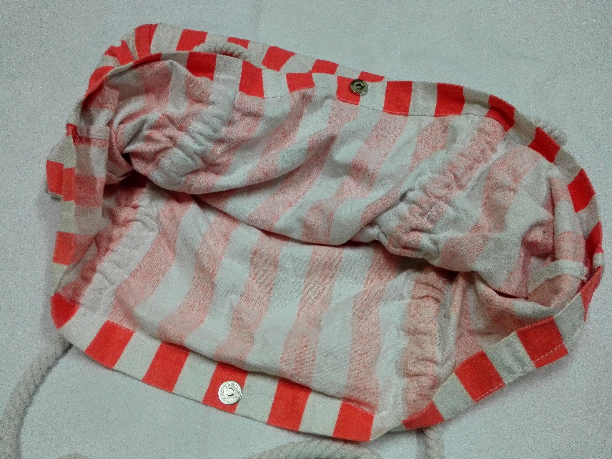 Victoria's Secret Love Victoria's Secret Handbag Shopping Size ONE SIZE - 4 Thumbnail