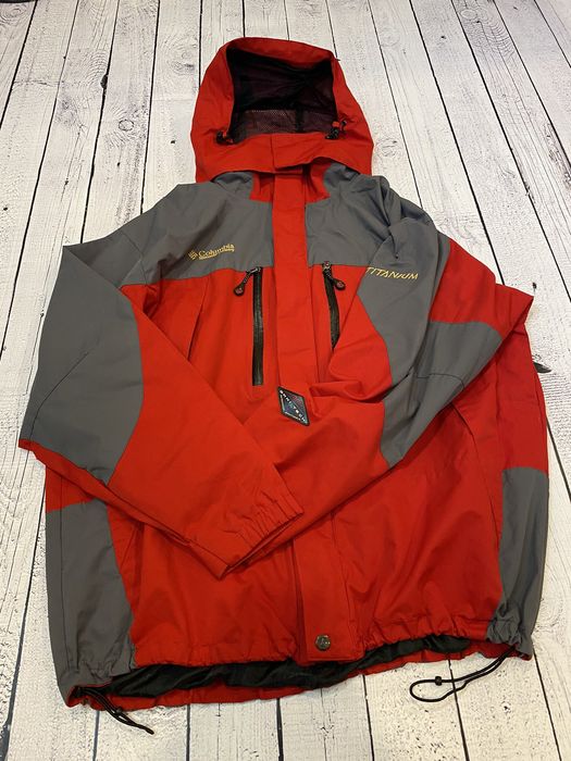 Arc'Teryx Columbia Omni Tech Titanium Jacket