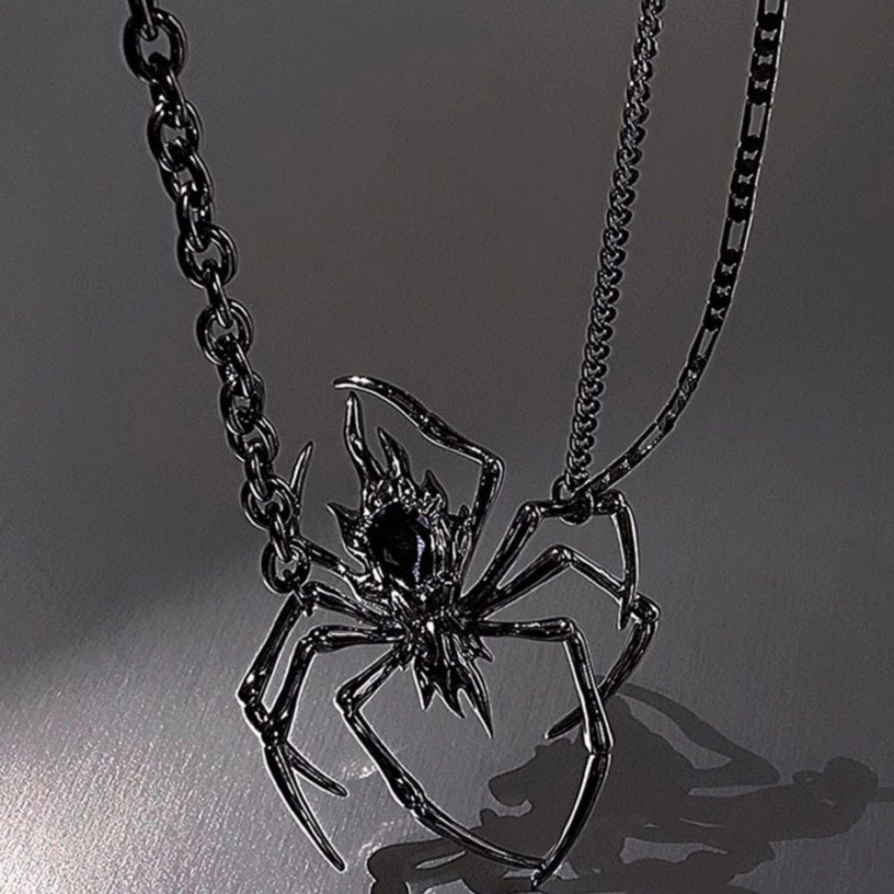 Jewelry Spider Tassel Necklace Size ONE SIZE - 2 Thumbnail