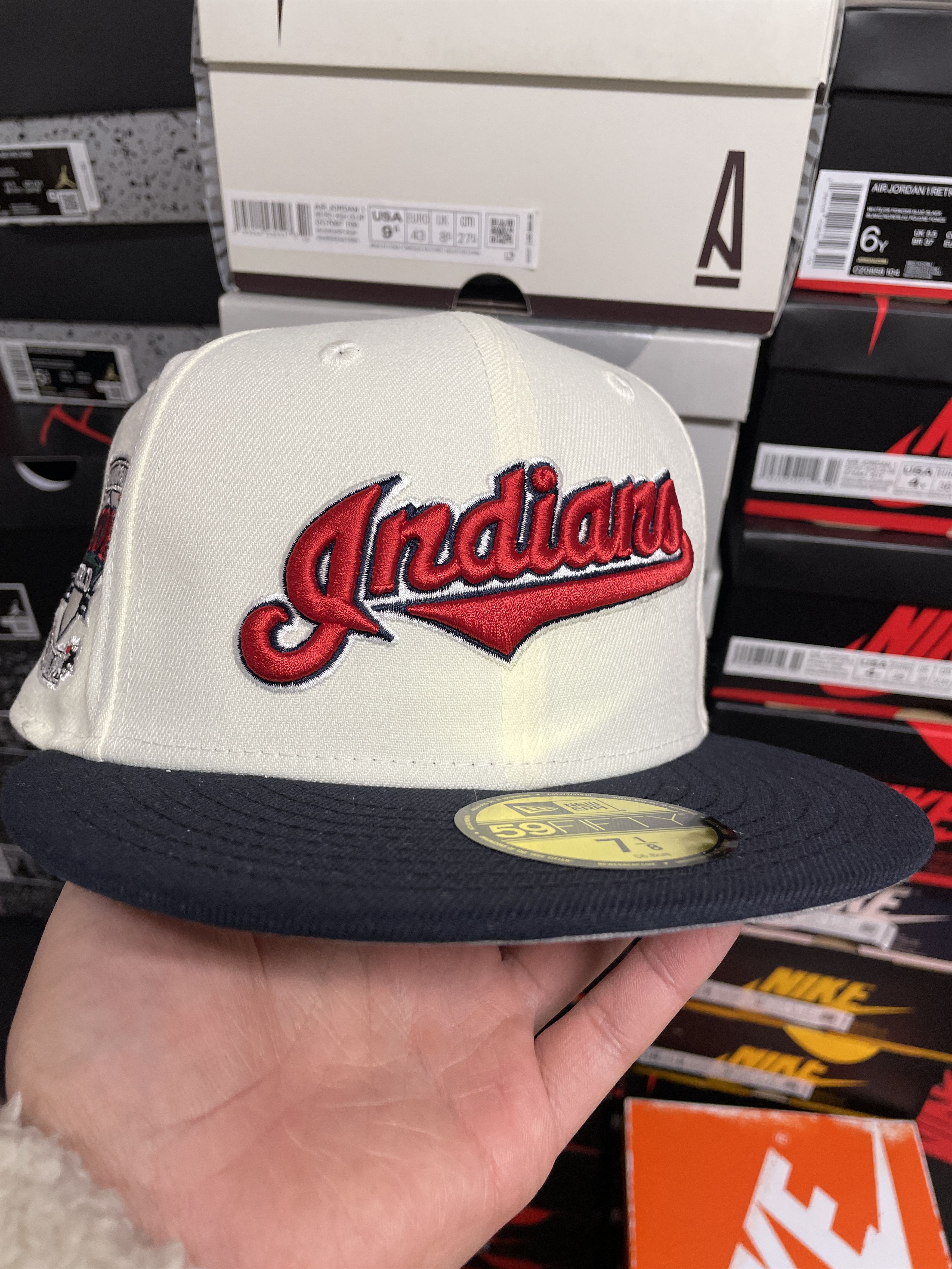 Hat Club × MLB × New Era 7 1/8 Hatclub Script Cleveland Indians Jacobs Field Season Size ONE SIZE - 1 Thumbnail