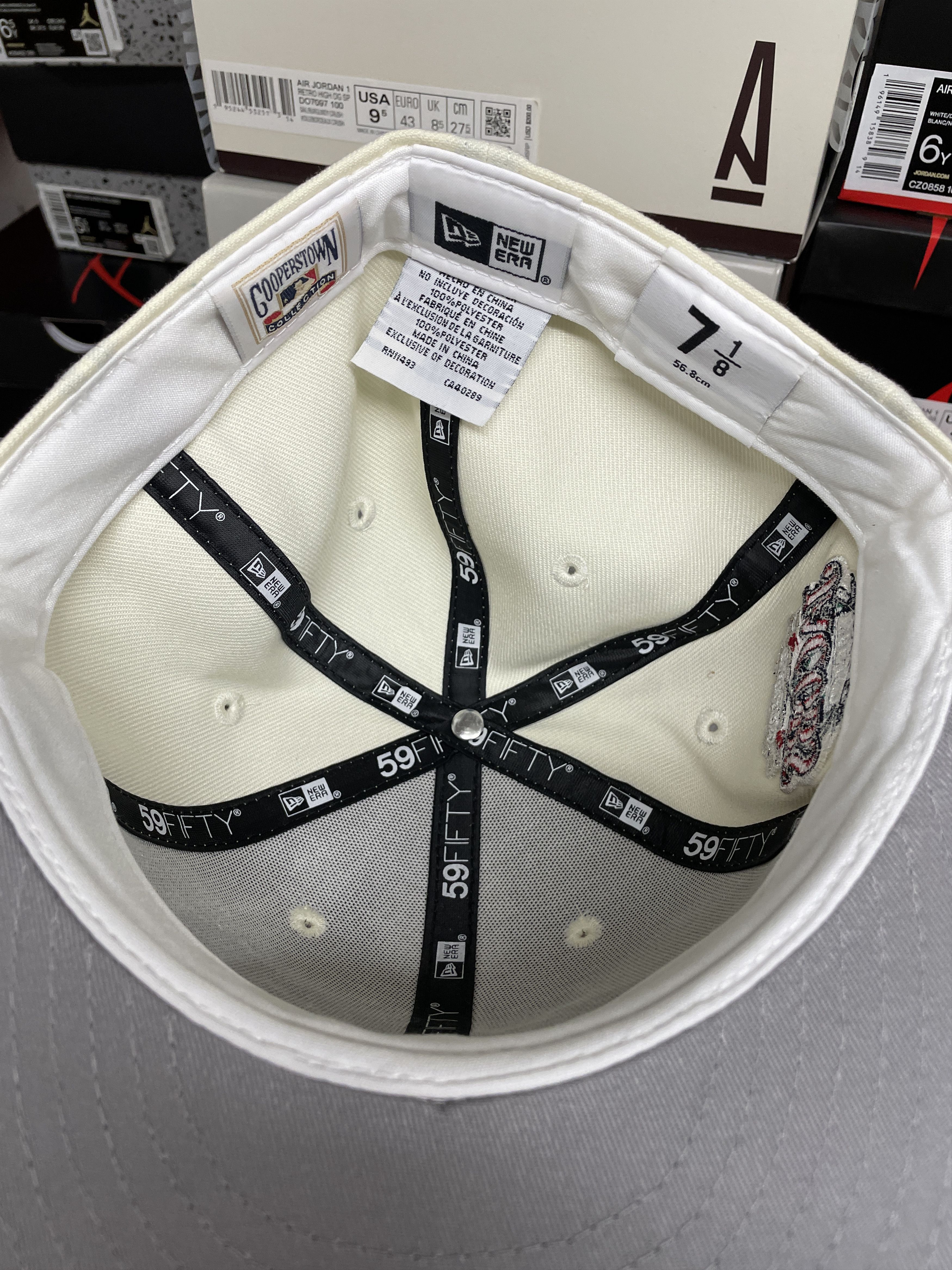 Hat Club × MLB × New Era 7 1/8 Hatclub Script Cleveland Indians Jacobs Field Season Size ONE SIZE - 6 Thumbnail