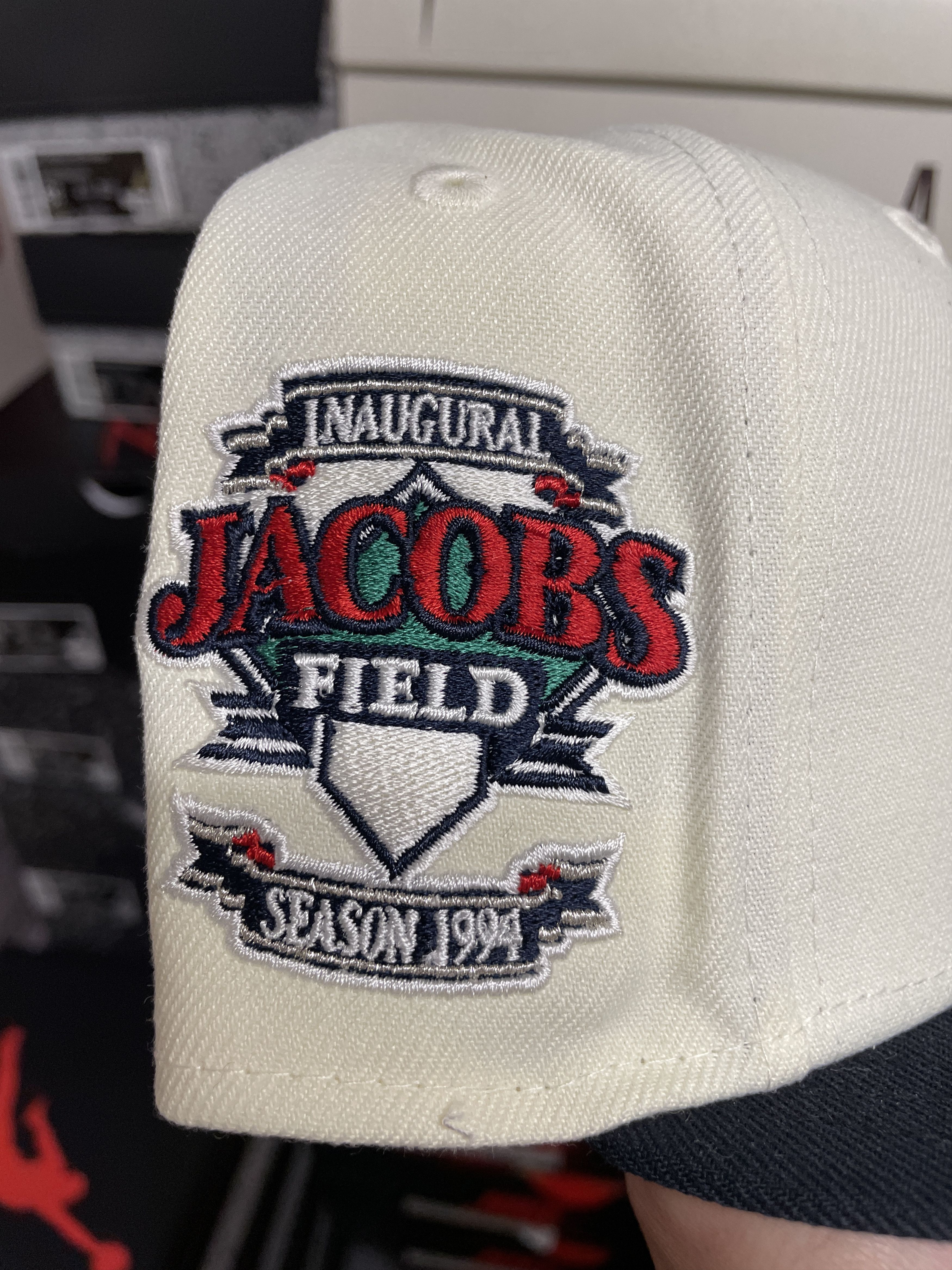 Hat Club × MLB × New Era 7 1/8 Hatclub Script Cleveland Indians Jacobs Field Season Size ONE SIZE - 4 Thumbnail