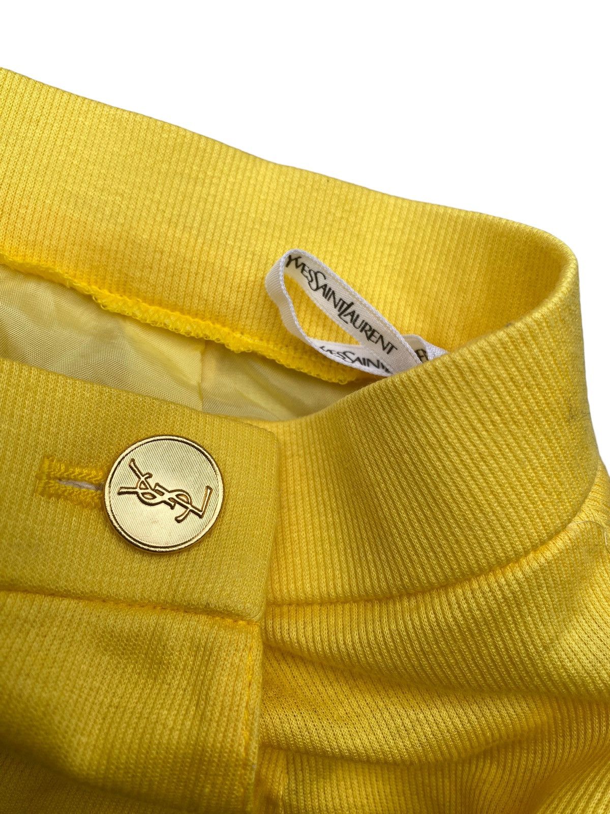Yves Saint Laurent Yves Saint Laurent Mini Skirt. #B4 Size 24" / US 00 / IT 34 - 4 Thumbnail