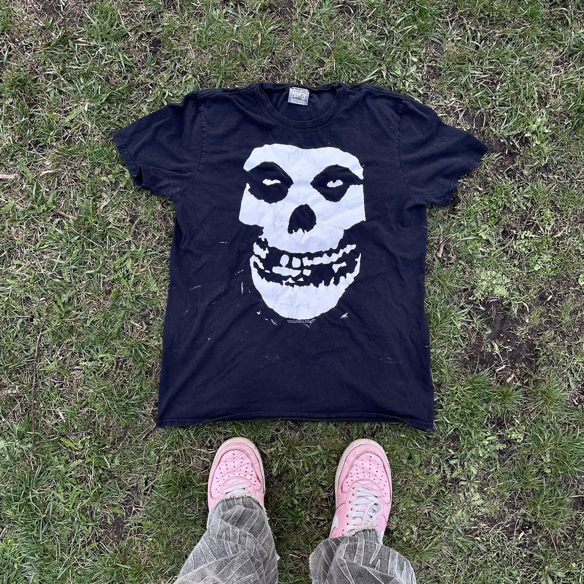 Vintage Vintage 90s Misfits Graphic Tee Skull Punk Grunge Slim M Size US M / EU 48-50 / 2 - 1 Thumbnail
