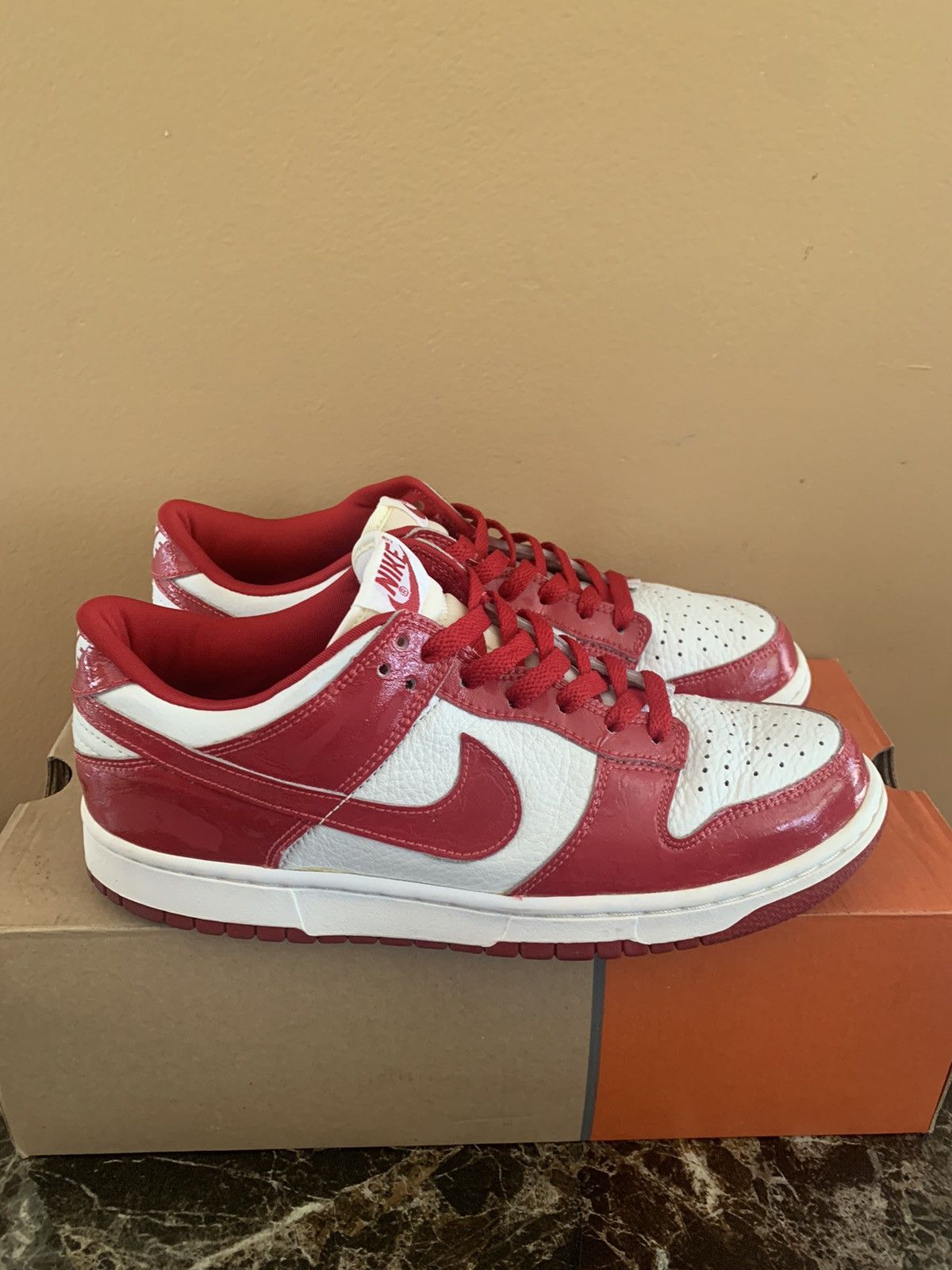 Nike Nike Dunk Low Patent Leather 2001 Varsity Red EU Exclusive Size US 9 / EU 42 - 2 Thumbnail