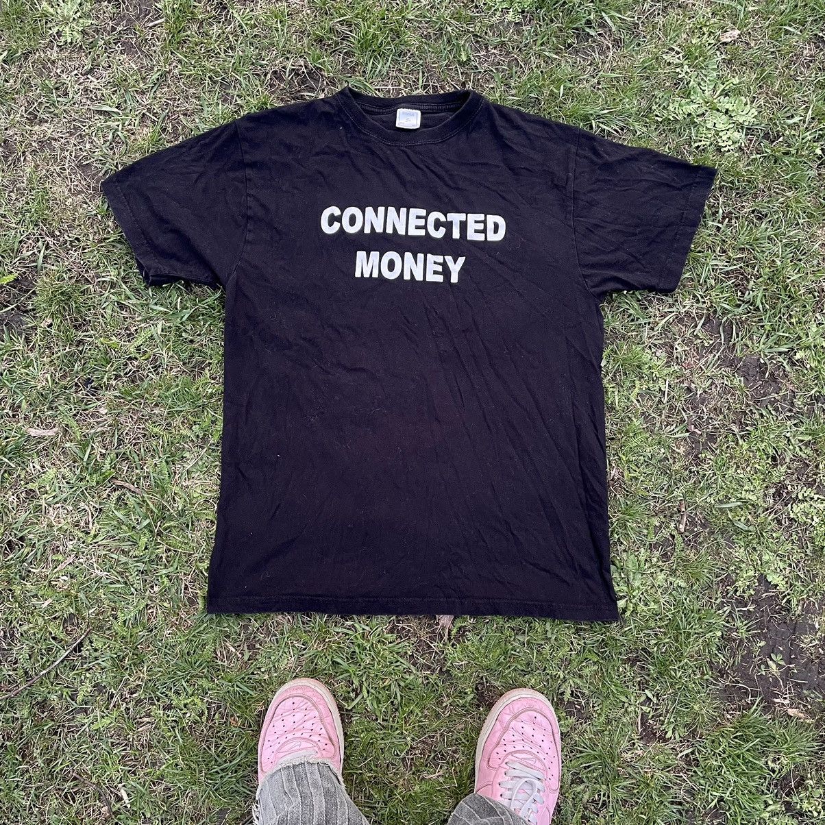 Vintage Vintage Y2K Connected Money Graphic Tee Streetwear Relaxed L Size US L / EU 52-54 / 3 - 1 Thumbnail