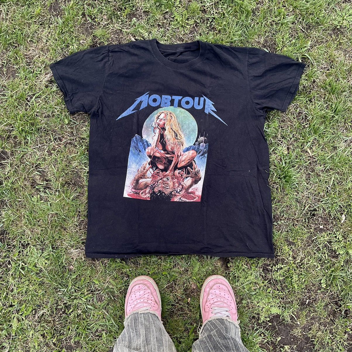 Band Tees Vintage 90s Vampire Skulls Sexy Babe Dead Face Horror Tee Size US M / EU 48-50 / 2 - 1 Thumbnail
