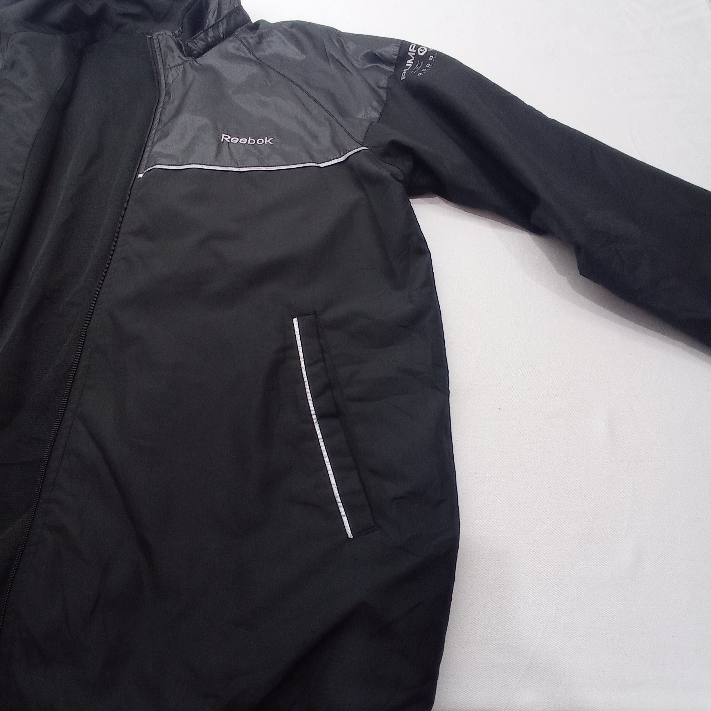 Japanese Brand × Reebok Reebok Pump It Up Windbreaker Size US L / EU 52-54 / 3 - 11 Thumbnail