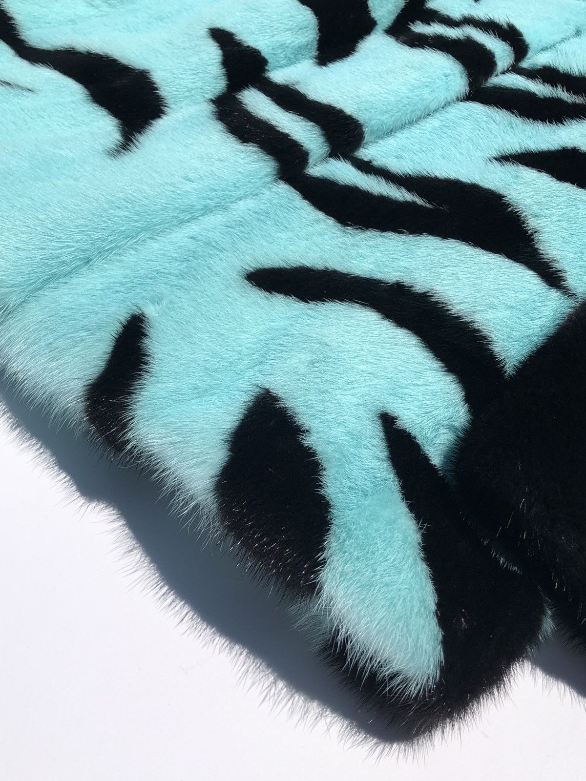 Gucci Gucci Runway VIP Baby Blue/ Black Striped Mink Fur Coat 36 Size S / US 4 / IT 40 - 10 Thumbnail