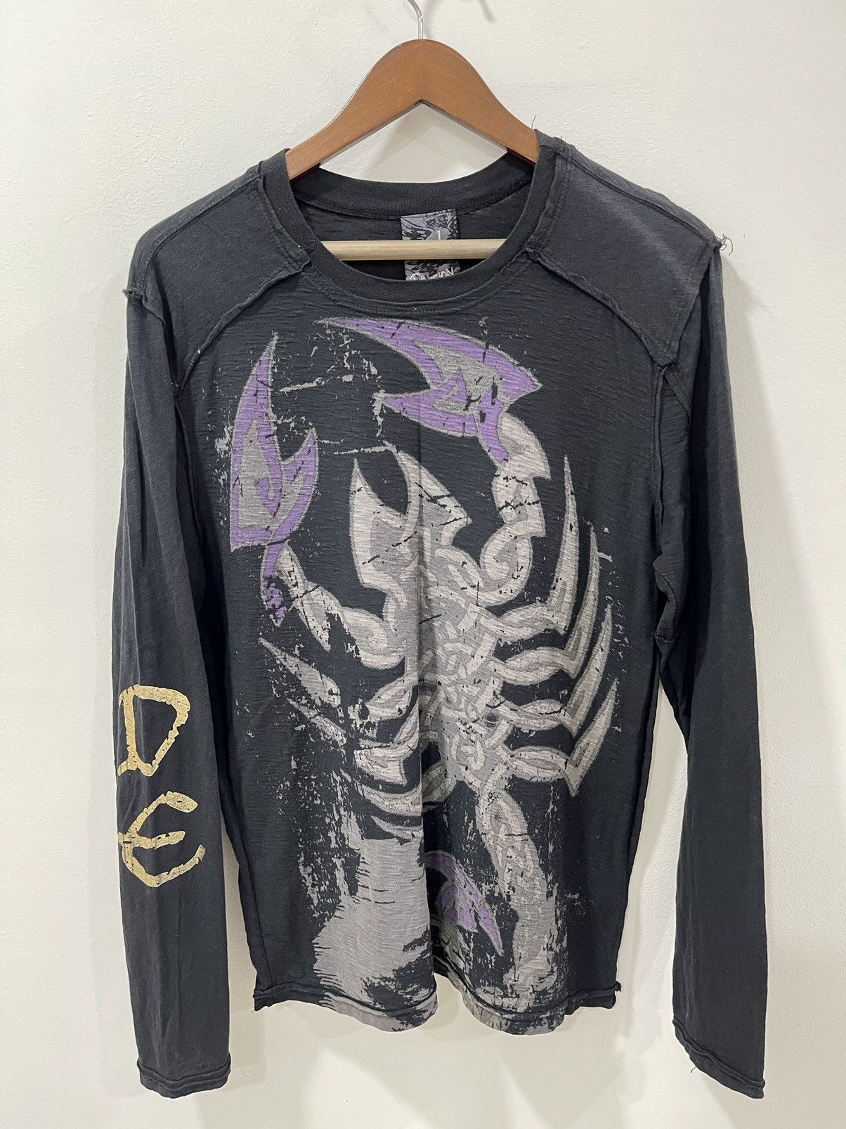Vintage VINTAGE DIVISION E OVERPRINT SCORPION KING MI USA Size US L / EU 52-54 / 3 - 9 Thumbnail