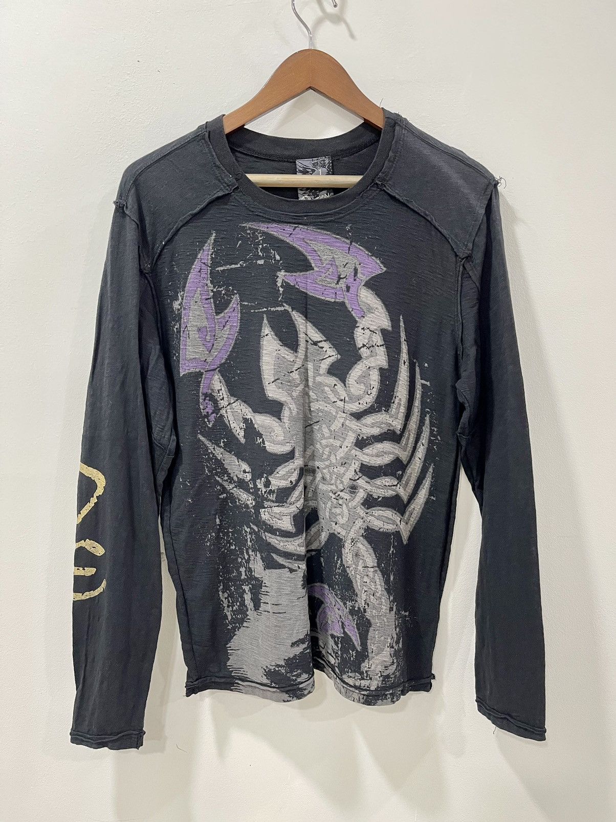 Vintage VINTAGE DIVISION E OVERPRINT SCORPION KING MI USA Size US L / EU 52-54 / 3 - 6 Thumbnail