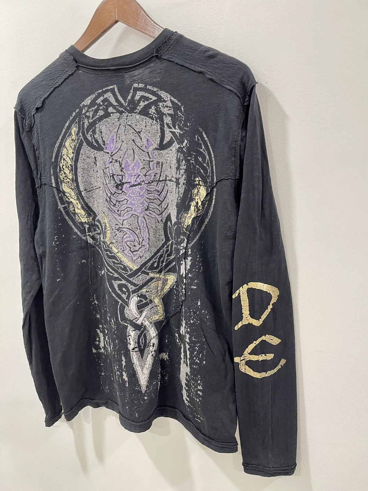 Vintage VINTAGE DIVISION E OVERPRINT SCORPION KING MI USA Size US L / EU 52-54 / 3 - 12 Thumbnail