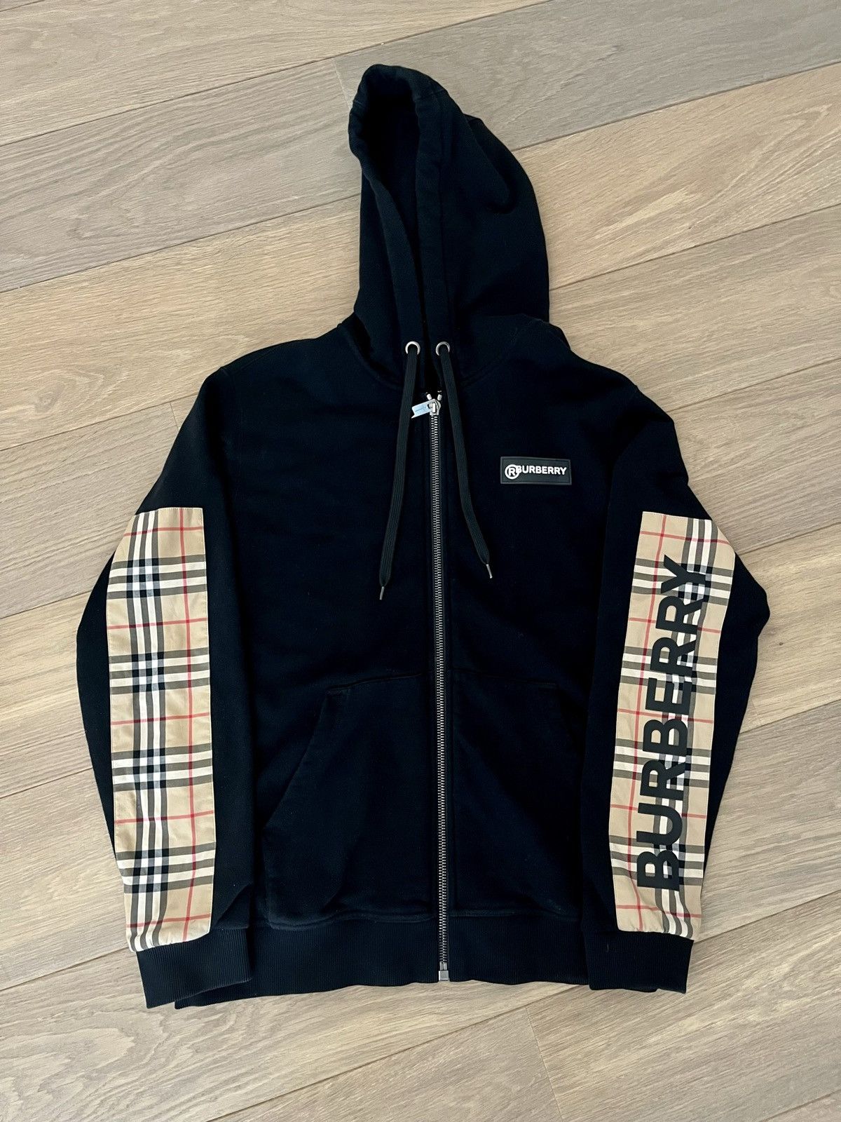 Burberry best sale asherby hoodie