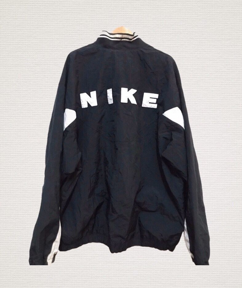 Nike × Vintage Vintage 90s Nike half zipper jacket Size US L / EU 52-54 / 3 - 1 Thumbnail