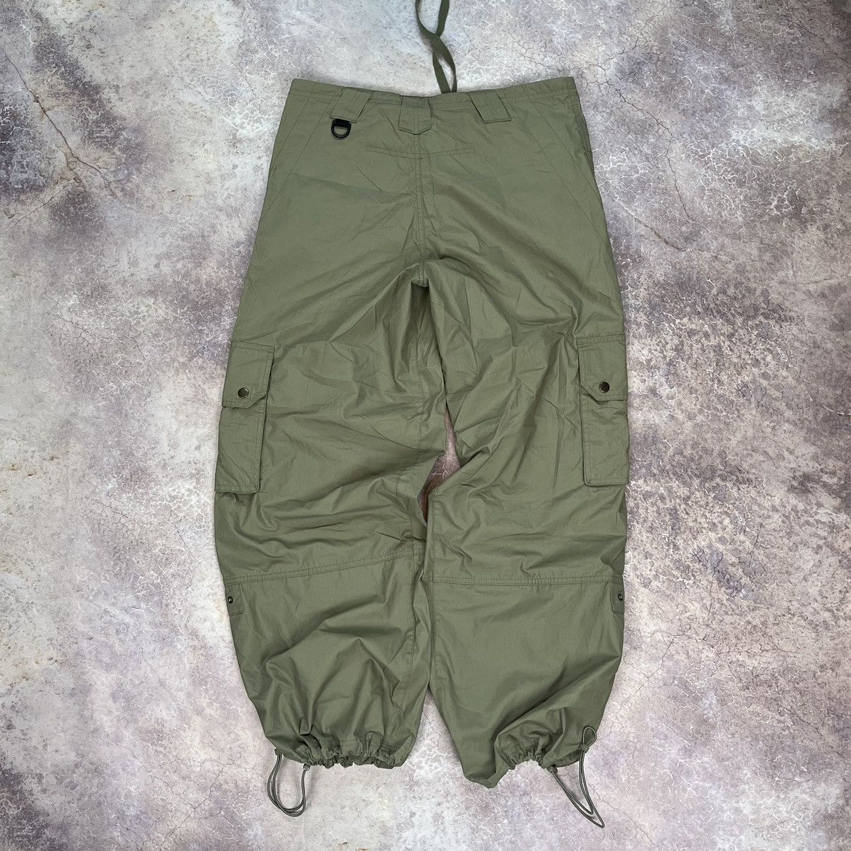 Japanese Brand × Nike × Vintage VINTAGE JAPAN STYLE Y2K NIKE SHOX MINI SWOOSH CARGO PANTS Size US 32 / EU 48 - 2 Thumbnail