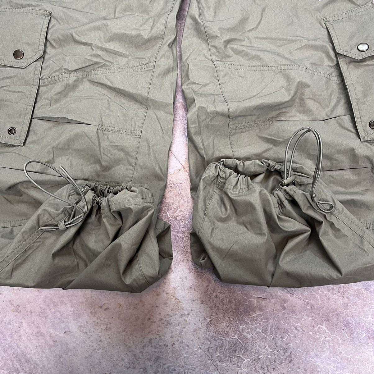 Japanese Brand × Nike × Vintage VINTAGE JAPAN STYLE Y2K NIKE SHOX MINI SWOOSH CARGO PANTS Size US 32 / EU 48 - 7 Thumbnail