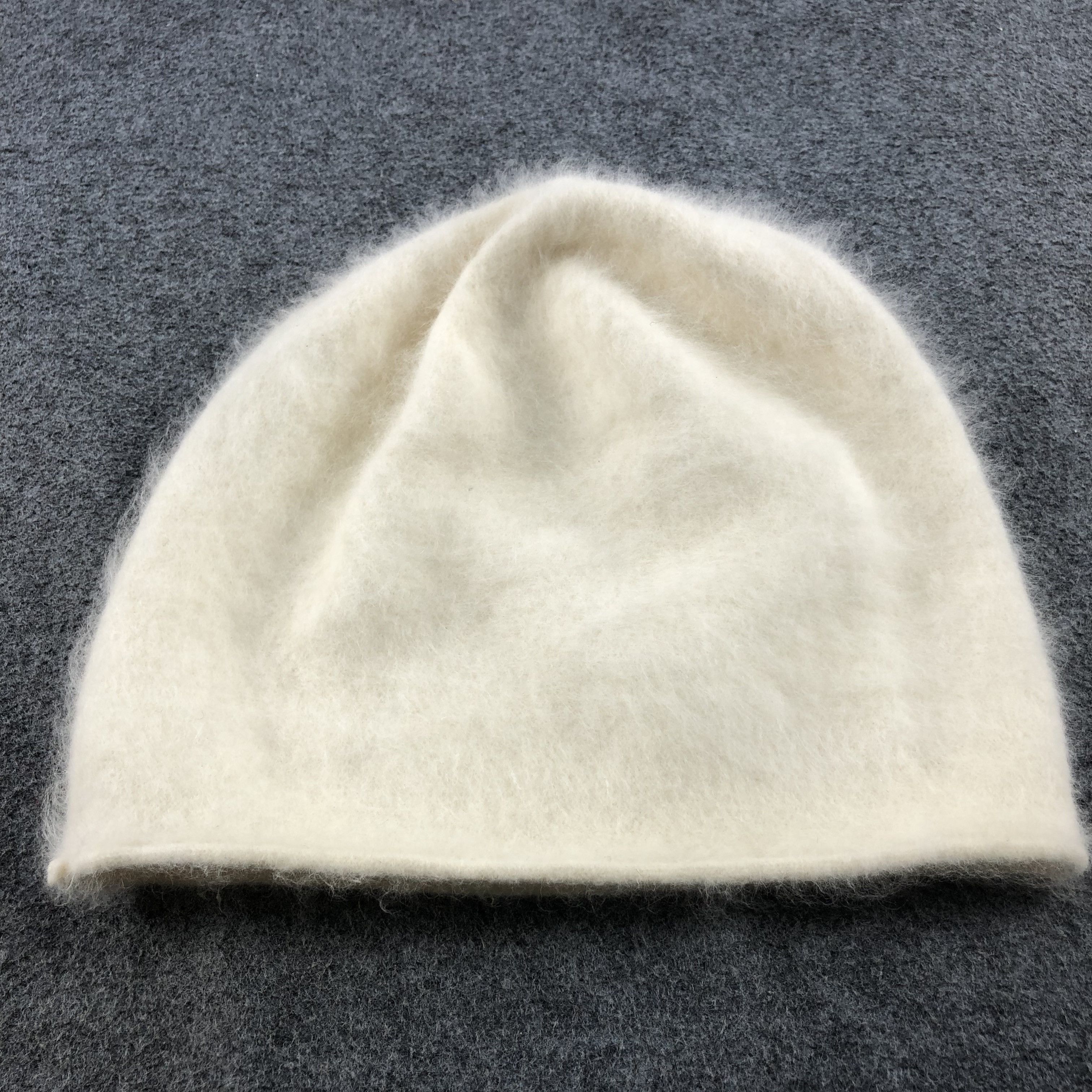 Japanese Brand Pozzyrap Angora Fur Beanie Snowcap Snow Hat B218 Size ONE SIZE - 4 Thumbnail