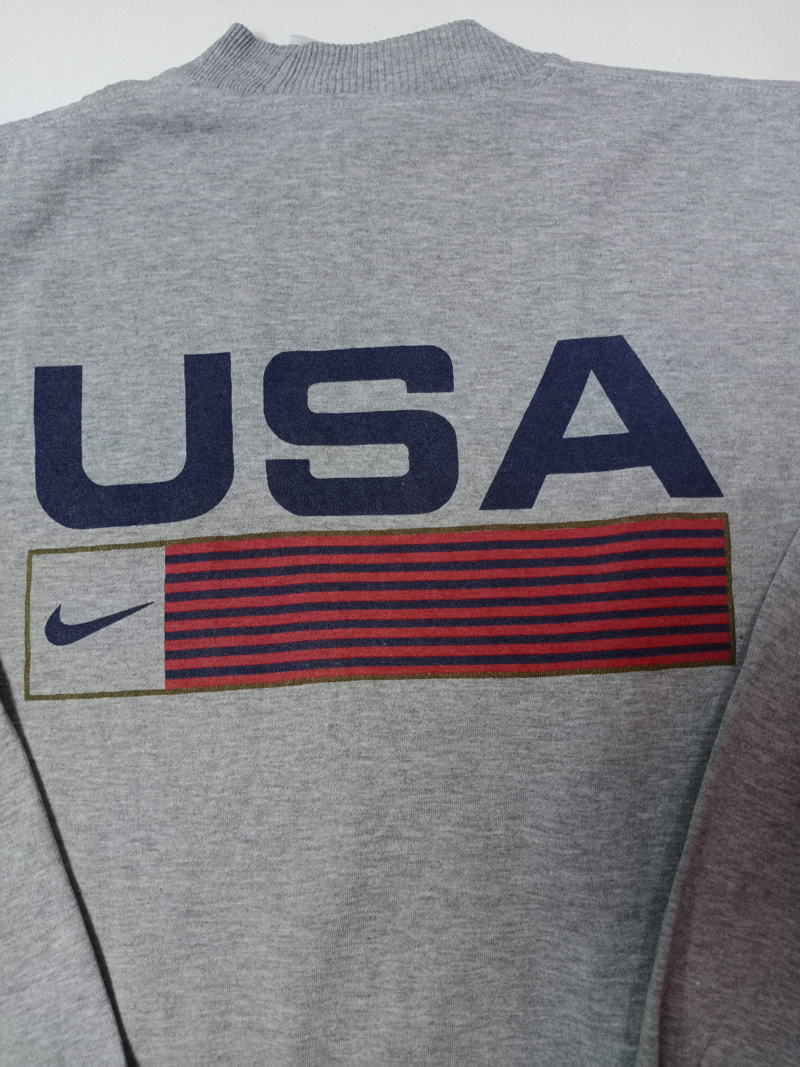 Nike × Vintage Vintage 90s Nike USA Big Logo Sweatshirt Size US XL / EU 56 / 4 - 6 Thumbnail