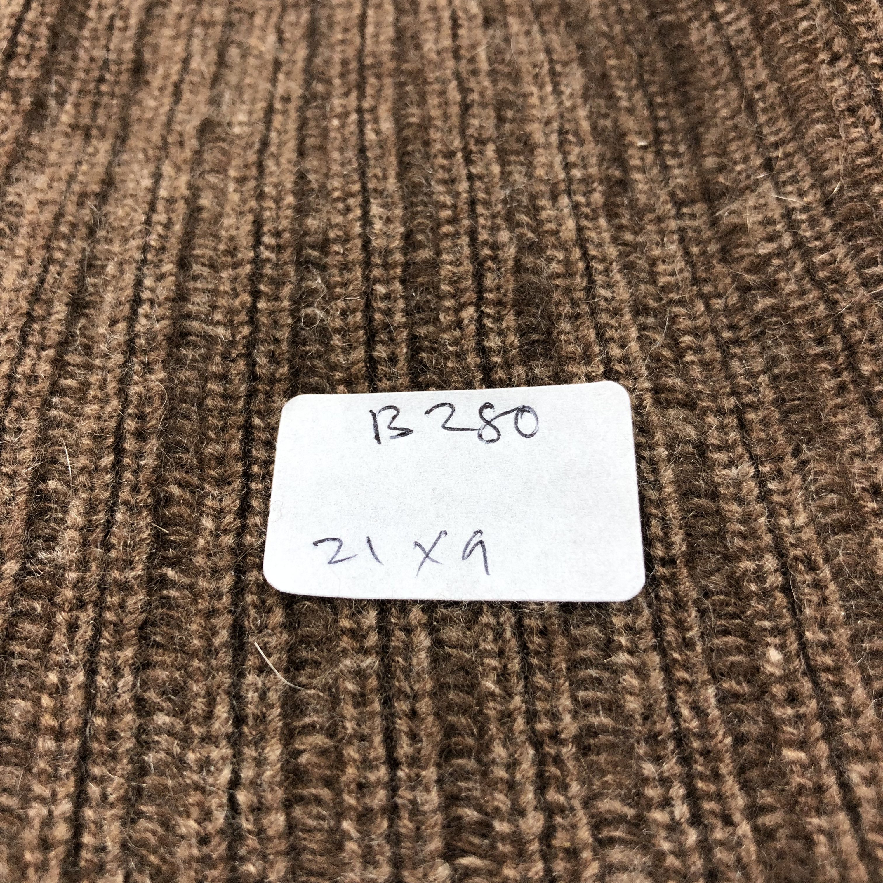 Hypebeast Chloe Cashmere Bucket Hat Beanie Snowcap Snow Hat B280 Size ONE SIZE - 10 Thumbnail