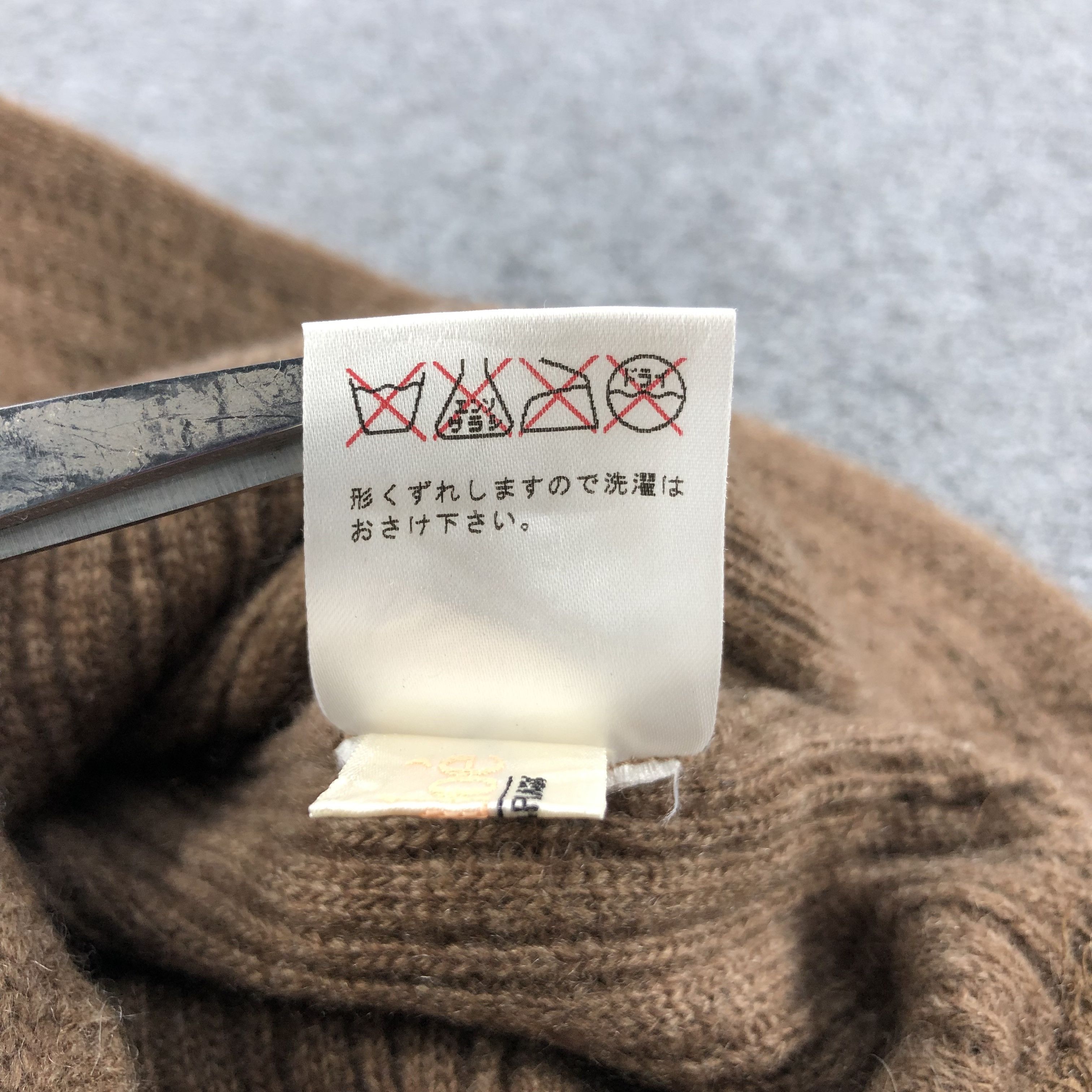 Hypebeast Chloe Cashmere Bucket Hat Beanie Snowcap Snow Hat B280 Size ONE SIZE - 7 Thumbnail