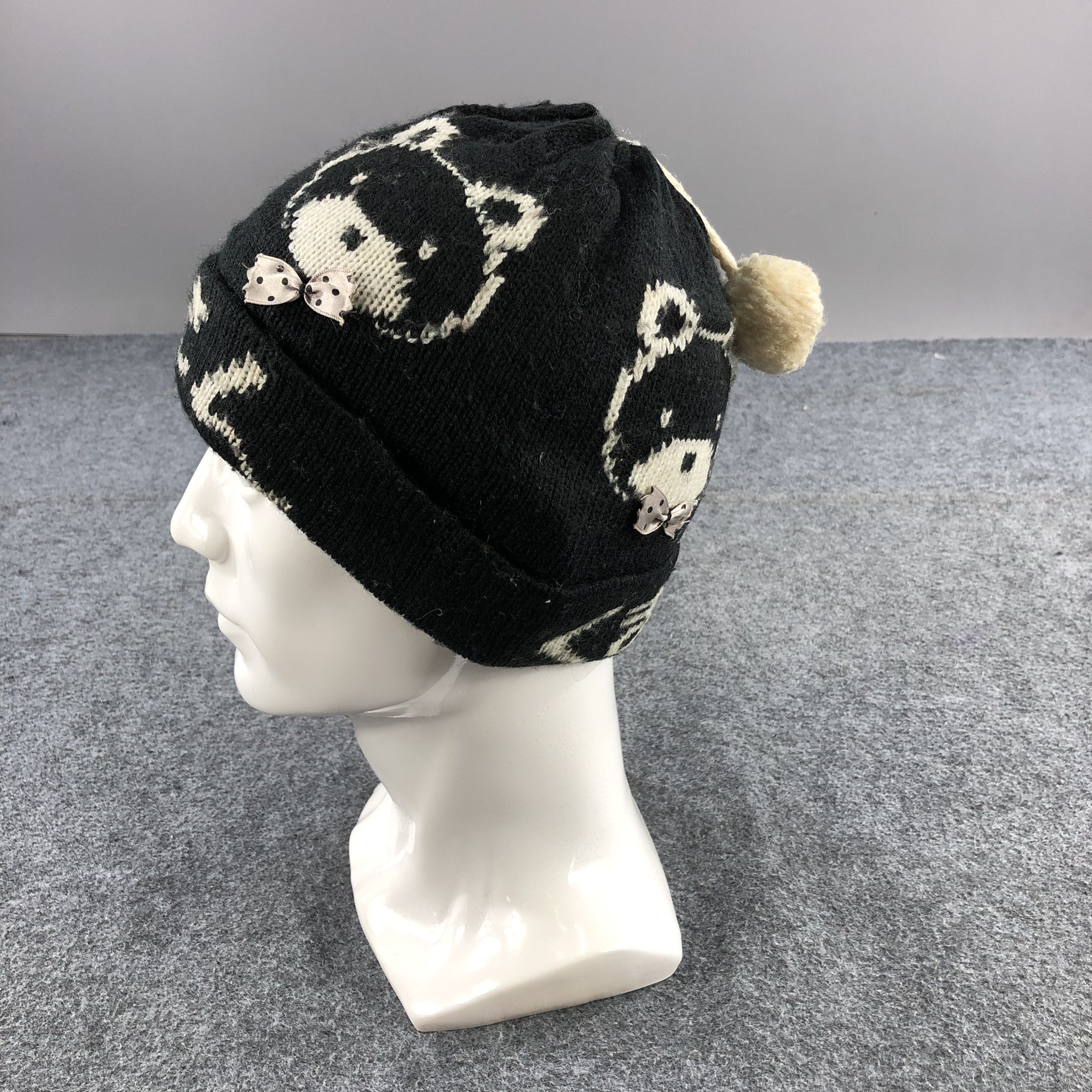 Japanese Brand Kuma-san Beanie Snowcap Snow Hat B244 Size ONE SIZE - 2 Thumbnail