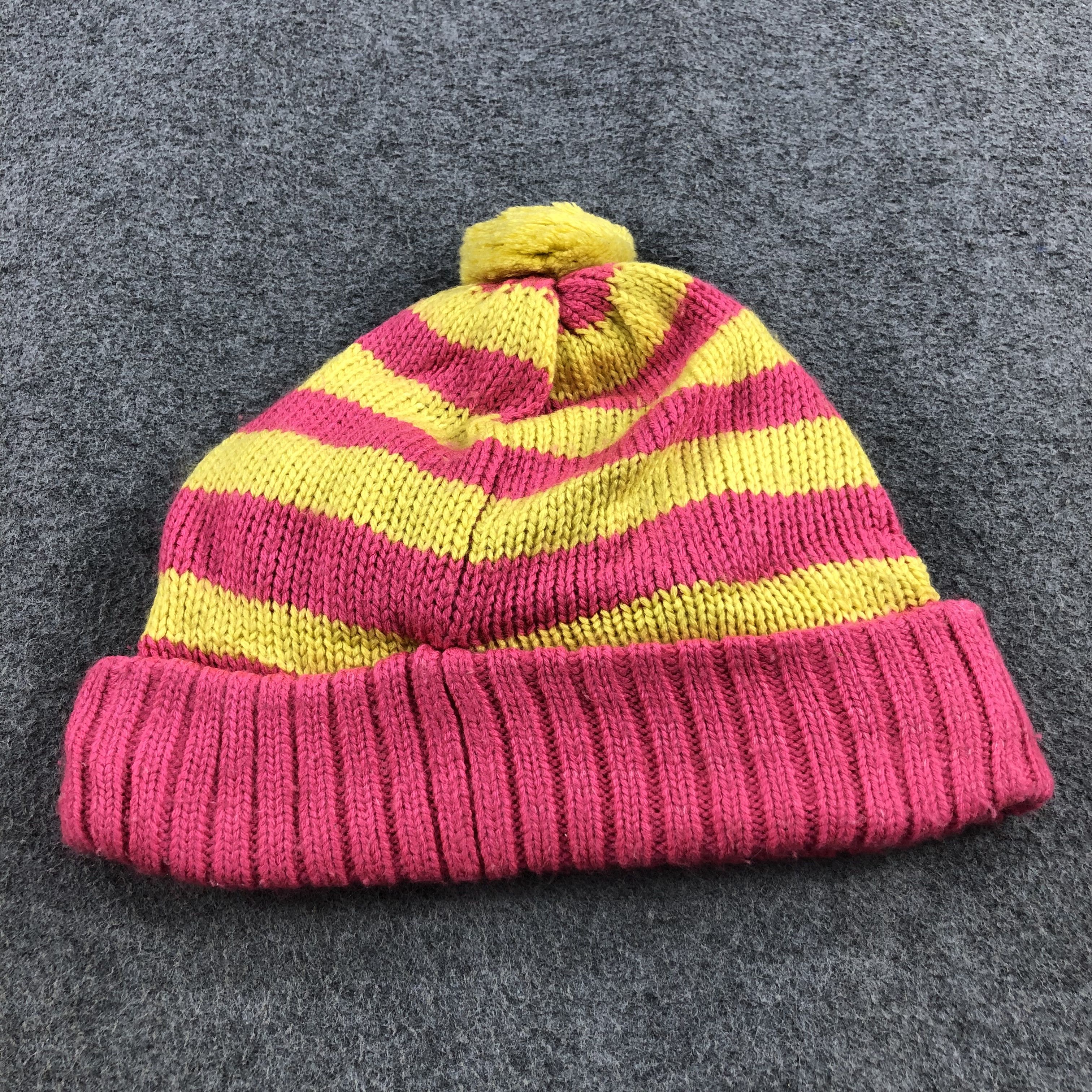 Vintage Mini-Moni Pom-pom Beanie Snowcap Snow Hat B142 Size ONE SIZE - 5 Thumbnail