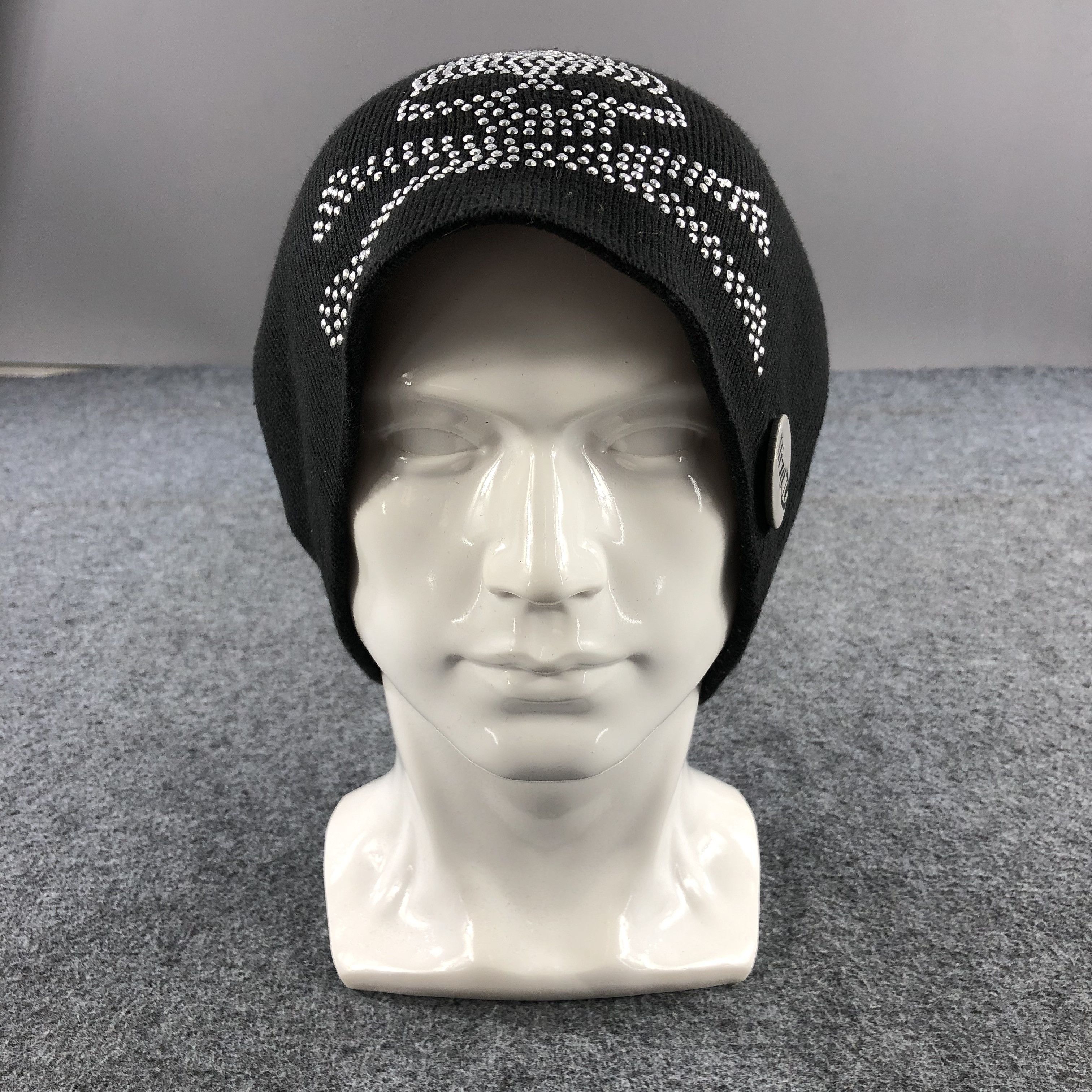 PPFM PPFM Skull and Bones Beanie Snowcap Snow Hat B172 Size ONE SIZE - 1 Thumbnail
