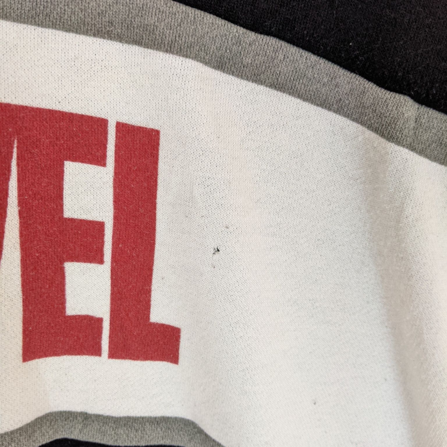 Marvel Comics MARVEL Big Spell Out Jumper Sweatshirt Size US L / EU 52-54 / 3 - 7 Thumbnail