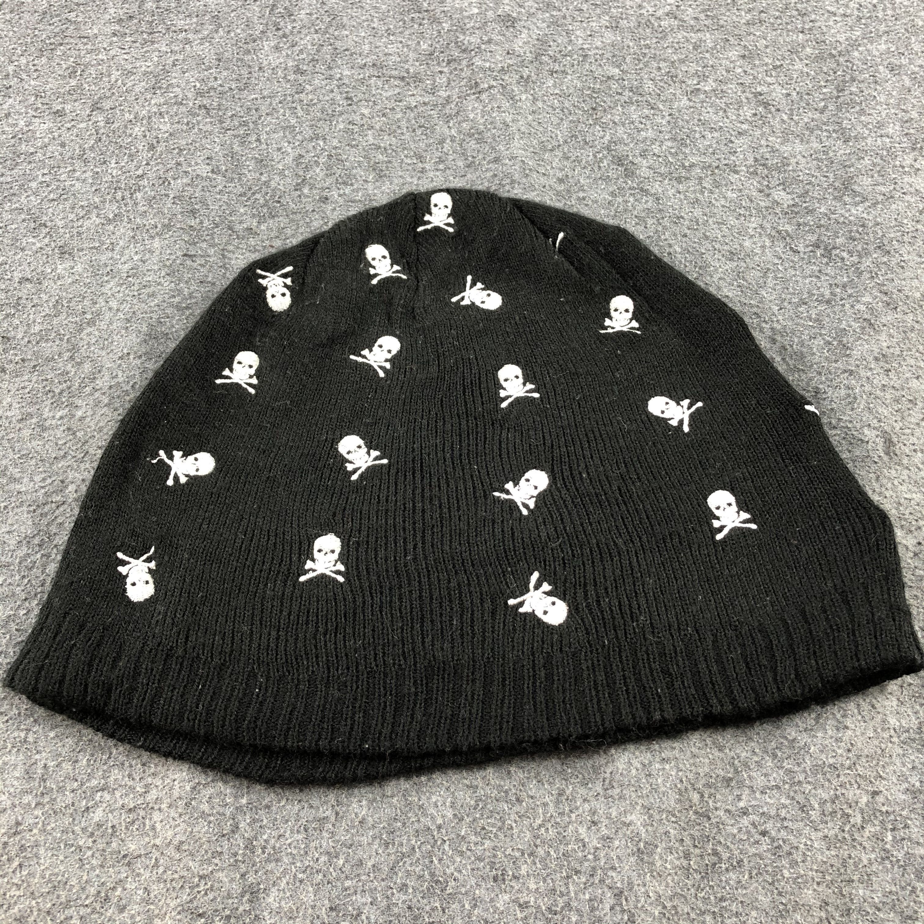 Seditionaries Unknown Sagres Mini Skulls Beanie Snowcap Snow Hat B488 Size ONE SIZE - 4 Thumbnail