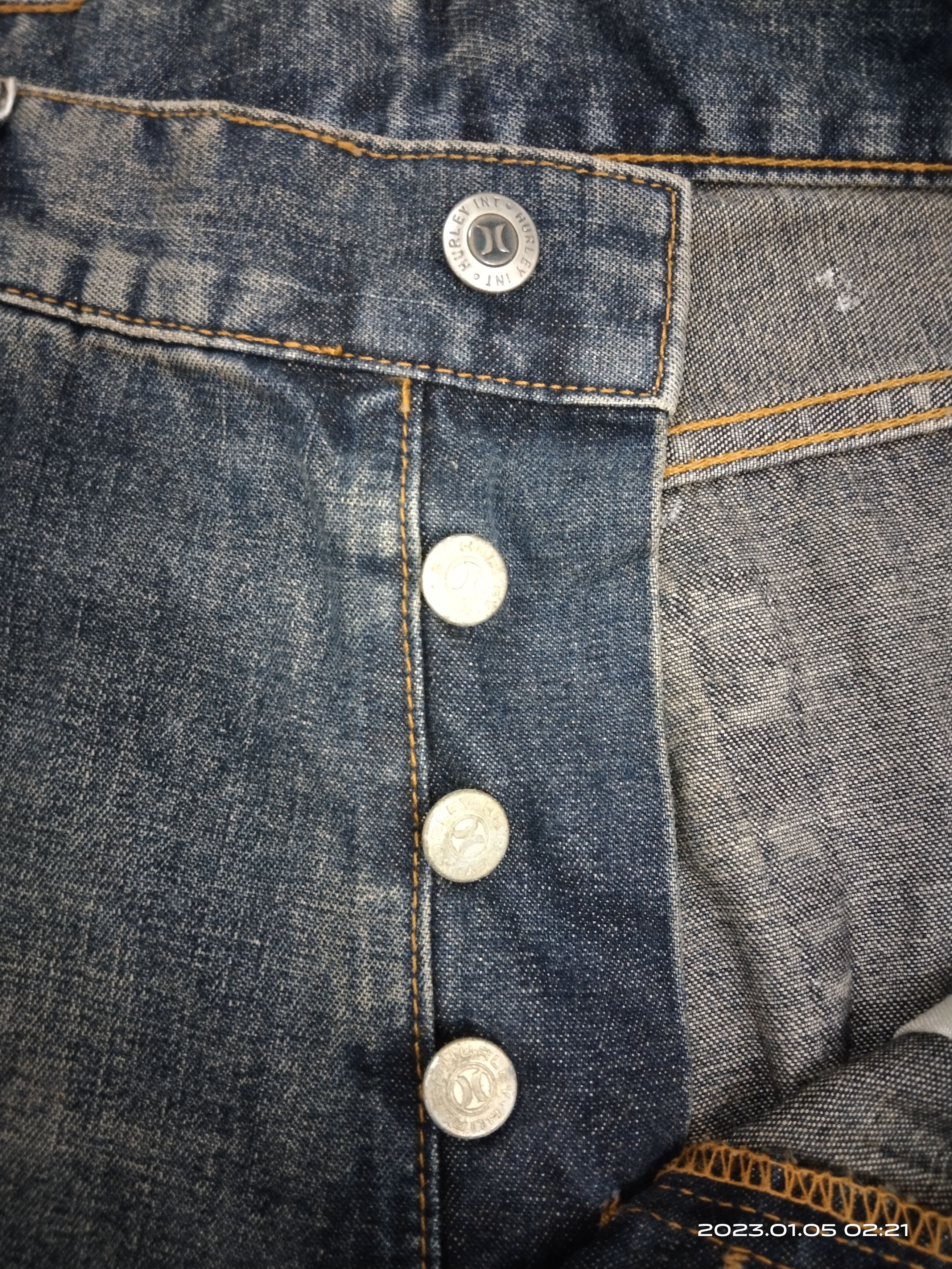 Other DiSTRESSED HURLEY SCRIPE DENIM PANTS Size US 33 - 8 Thumbnail