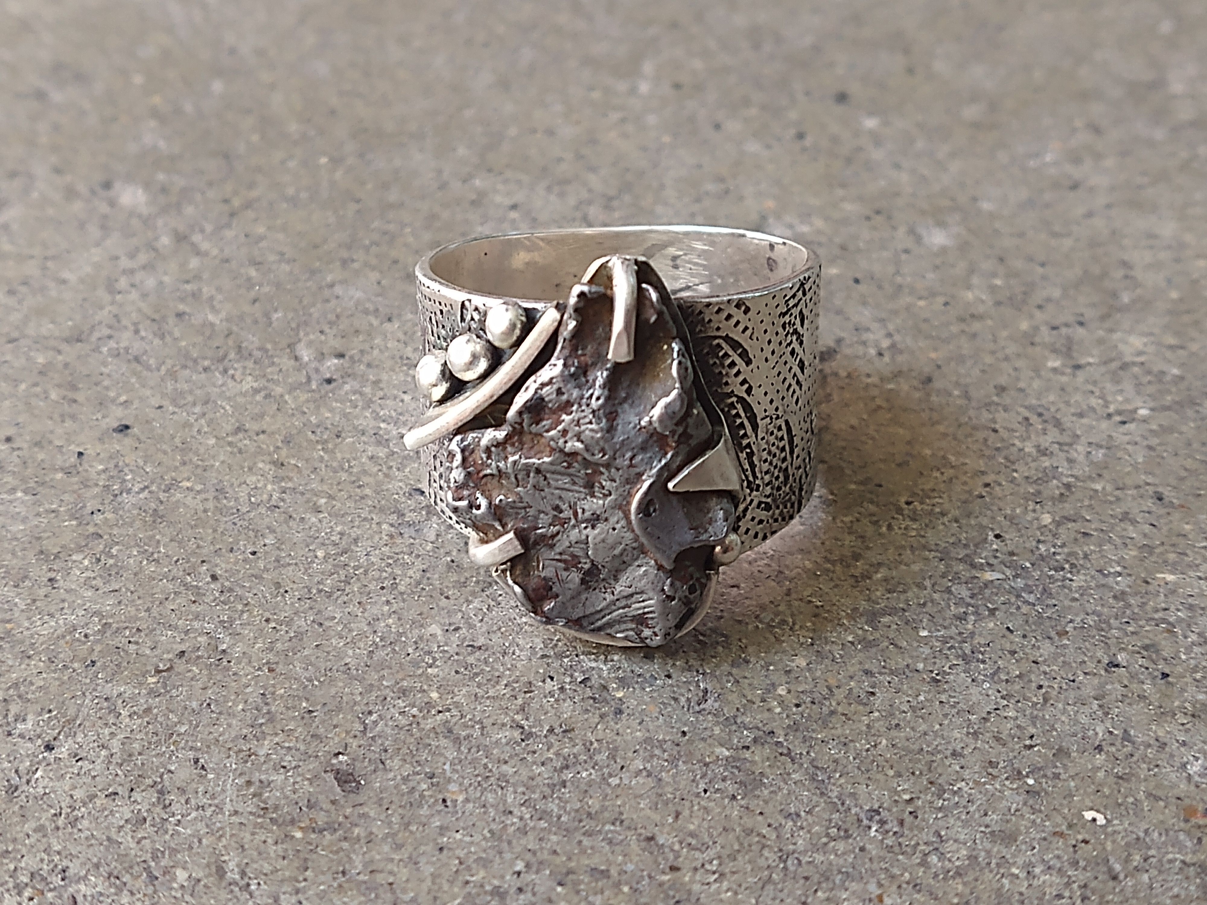Jewelry × Vintage Sterling Silver Ring Size 12 Meteorite Modern Abstract Size ONE SIZE - 2 Thumbnail