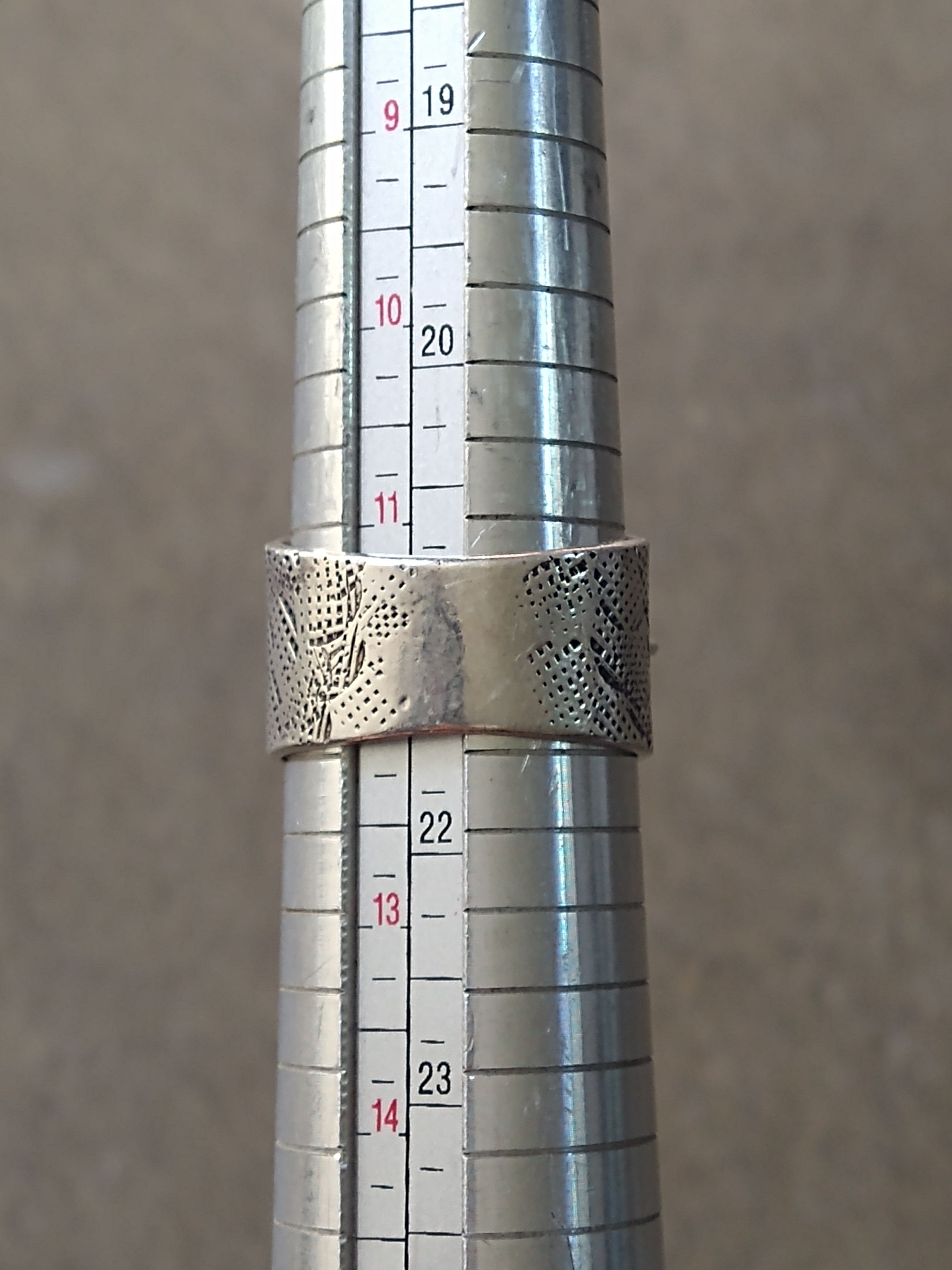 Jewelry × Vintage Sterling Silver Ring Size 12 Meteorite Modern Abstract Size ONE SIZE - 16 Thumbnail