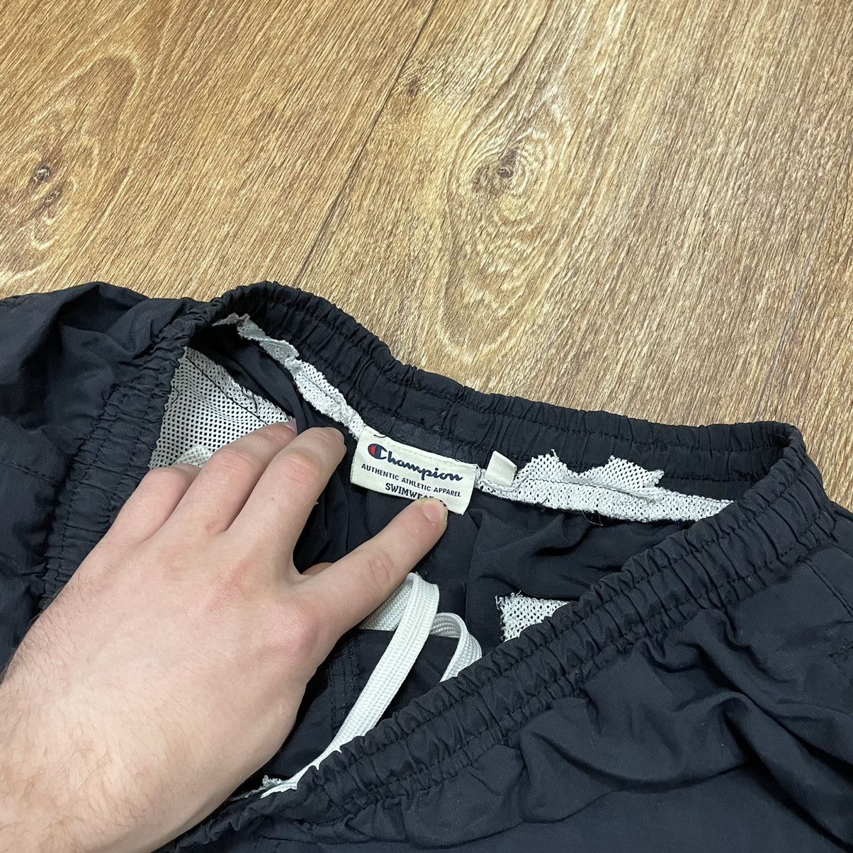 Vintage Vintage Y2K Champion Baggy Shorts Skate Streetwear Faded 32 Size US 32 / EU 48 - 7 Thumbnail