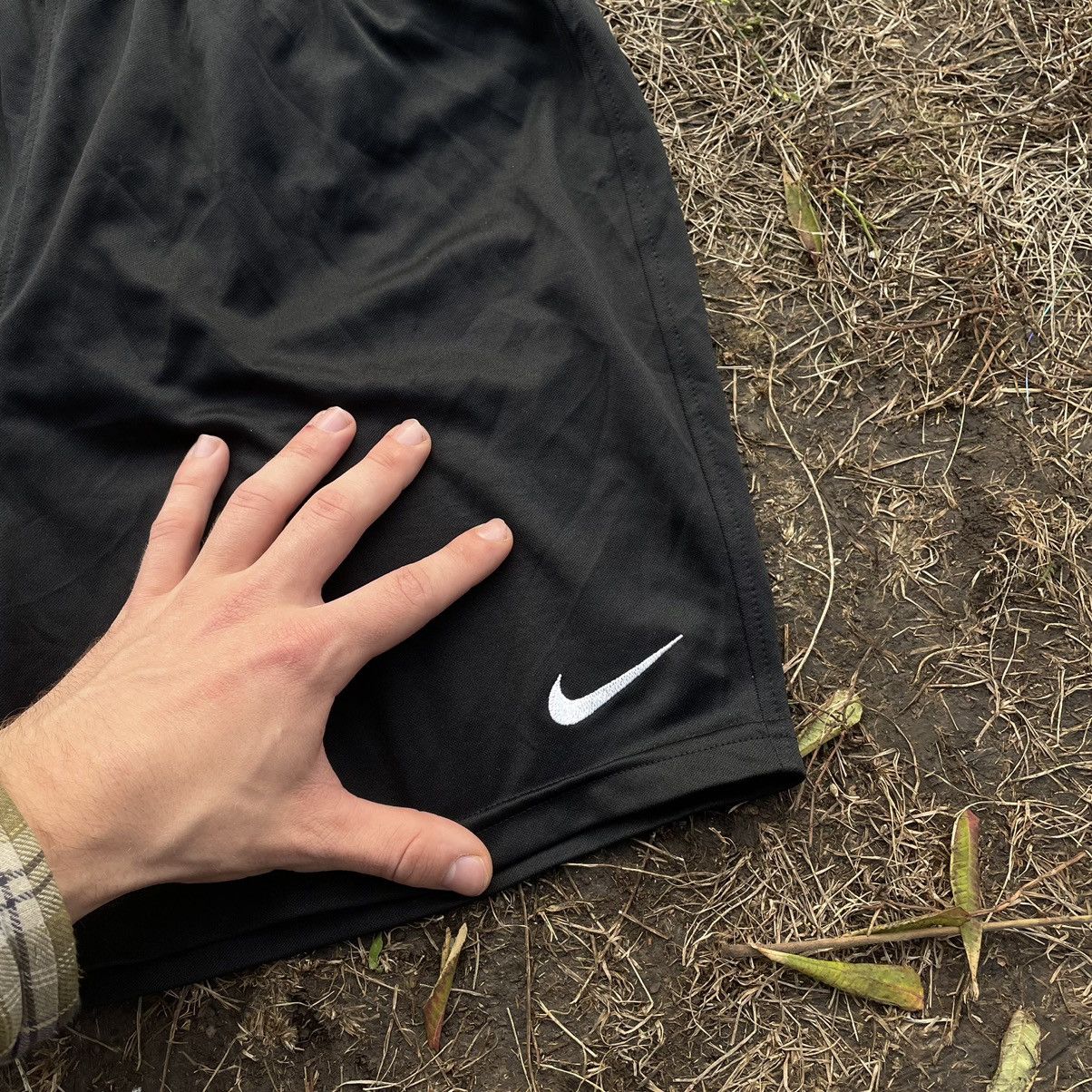 Vintage Vintage Y2K Nike Swoosh Shorts Streetwear Skate Black 32 Size US 32 / EU 48 - 4 Thumbnail