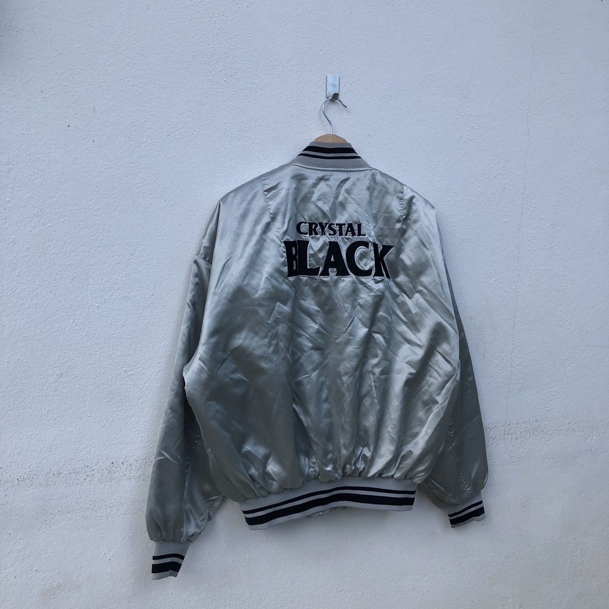 Japanese Brand VINTAGE VARSITY JACKET CRYSTAL BLACK BIG LOGO Size US L / EU 52-54 / 3 - 7 Thumbnail