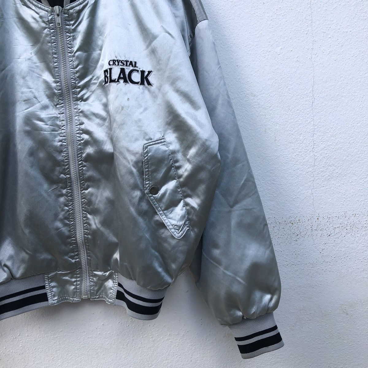 Japanese Brand VINTAGE VARSITY JACKET CRYSTAL BLACK BIG LOGO Size US L / EU 52-54 / 3 - 5 Thumbnail