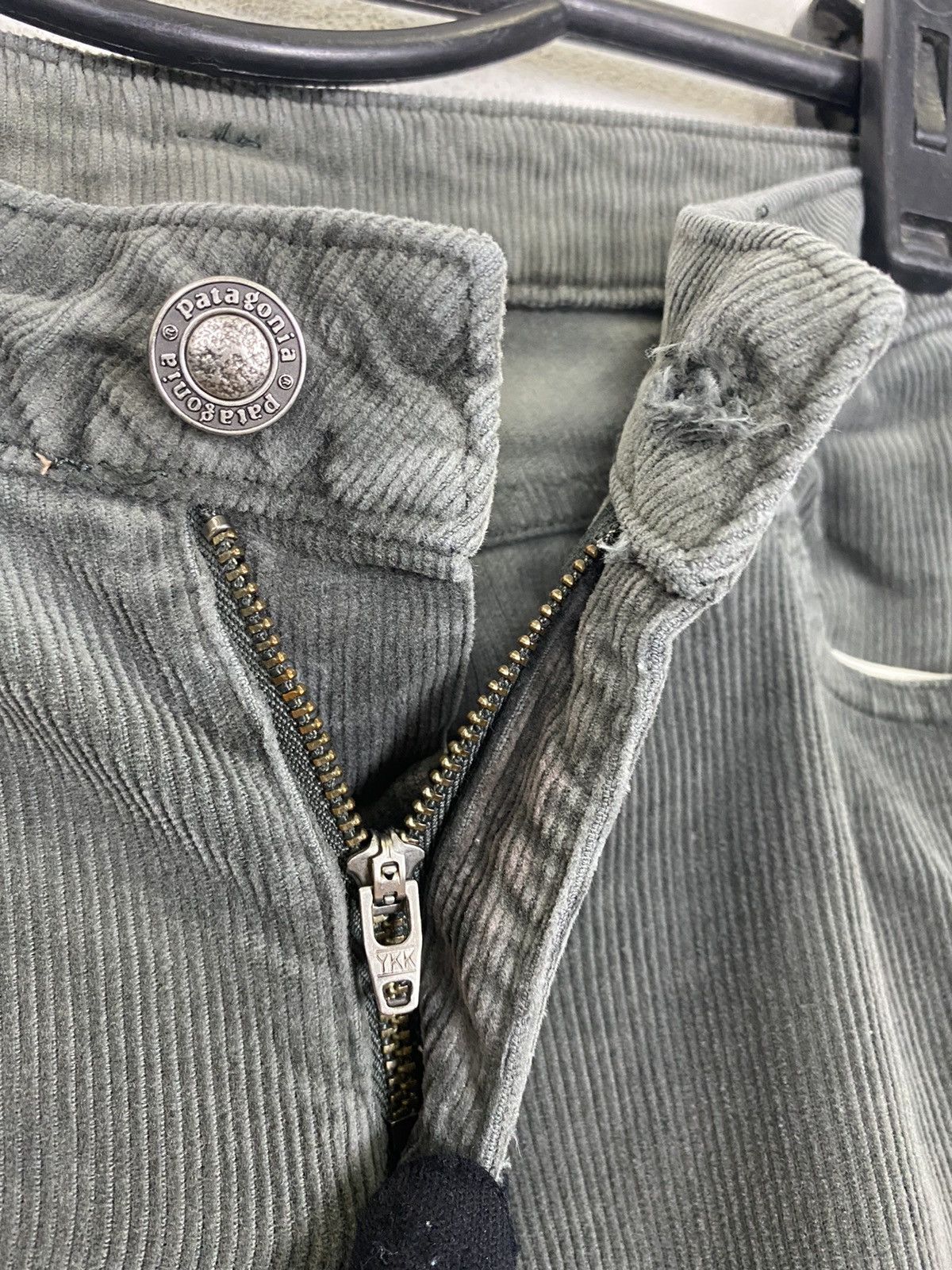 Patagonia × Vintage PATAGONIA SLIM FIT CORDUROY PANT Size US 30 / EU 46 - 12 Thumbnail