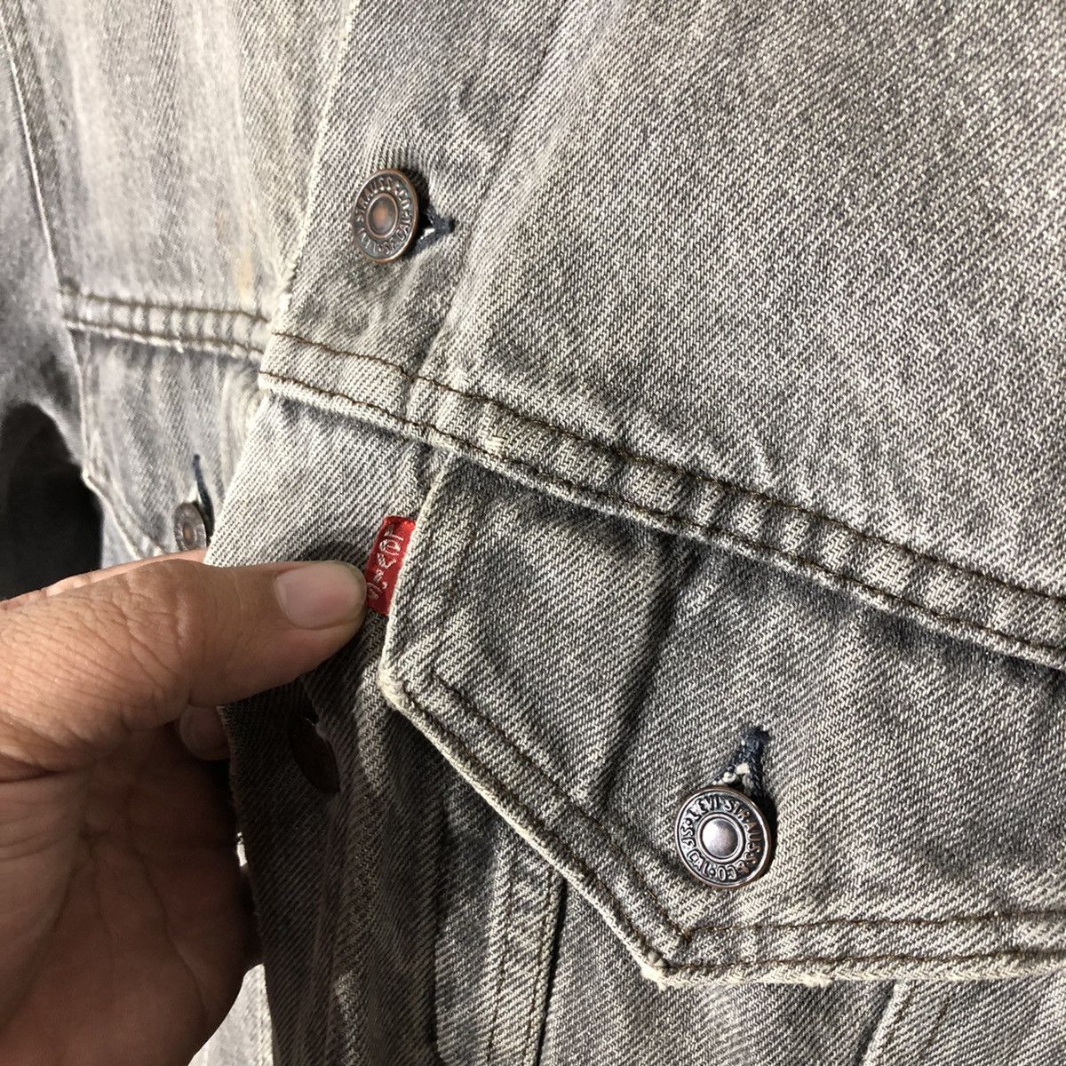 Levi's Vintage Distressed Levi's Denim Button Jacket Size US M / EU 48-50 / 2 - 6 Thumbnail