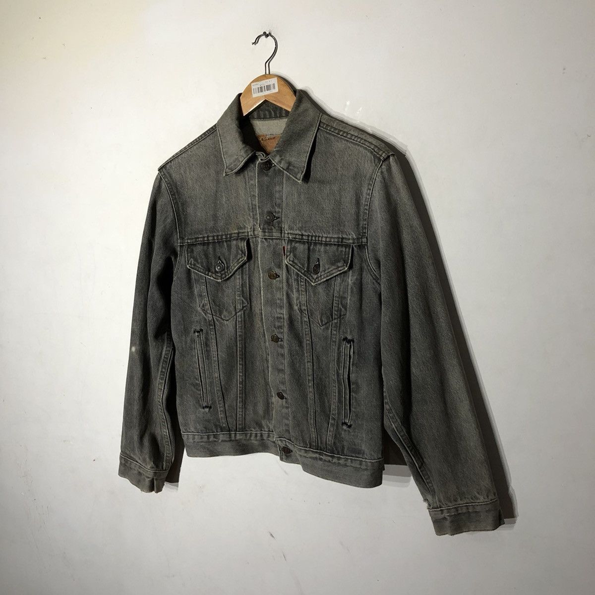 Levi's Vintage Distressed Levi's Denim Button Jacket Size US M / EU 48-50 / 2 - 2 Thumbnail